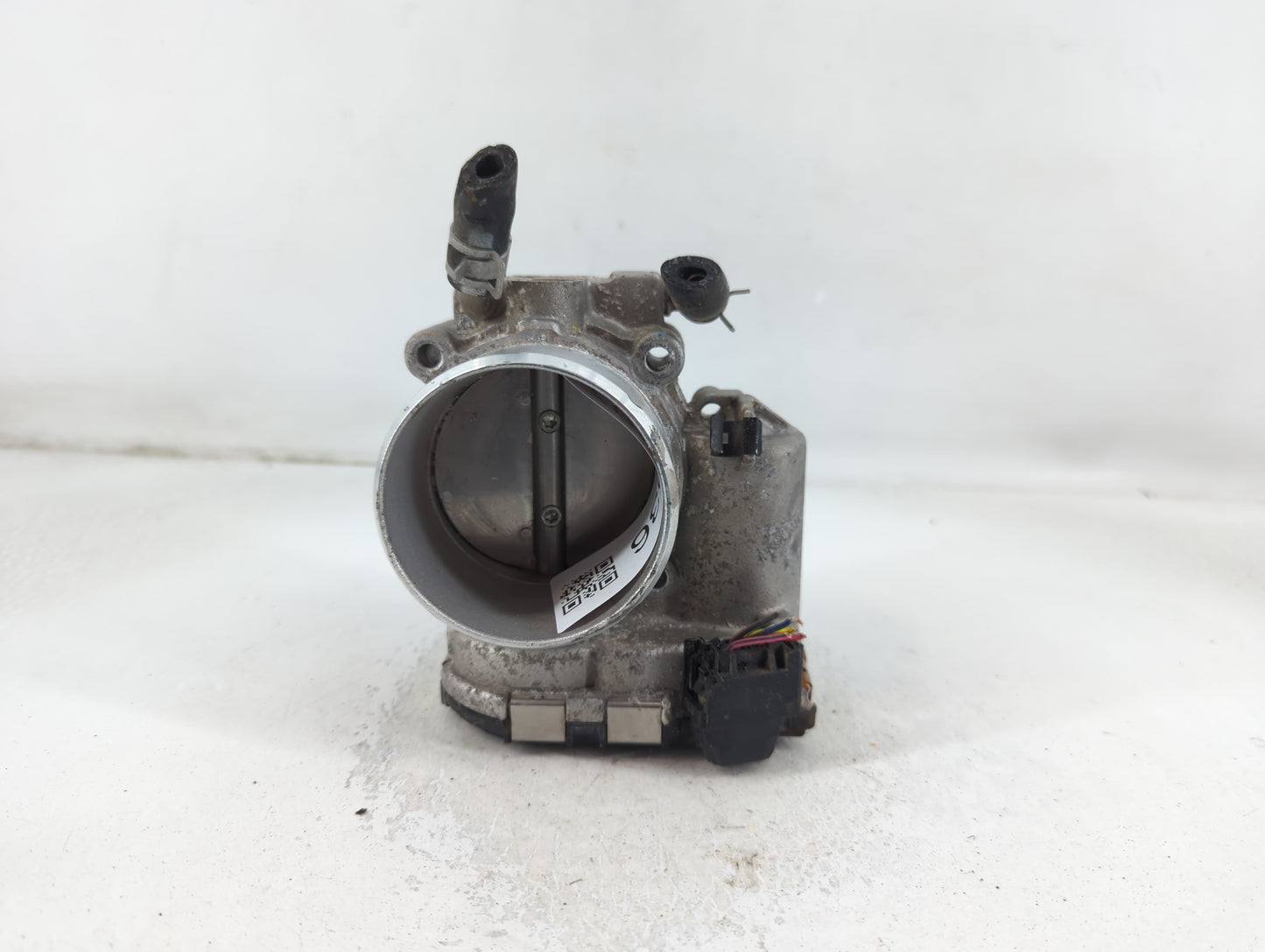 2015-2019 Hyundai Sonata Throttle Body P/N:35100-2G600 Fits Fits 2015 2016 2017 2018 2019 2020 2021 OEM Used Auto Parts - Oemusedautoparts1.com