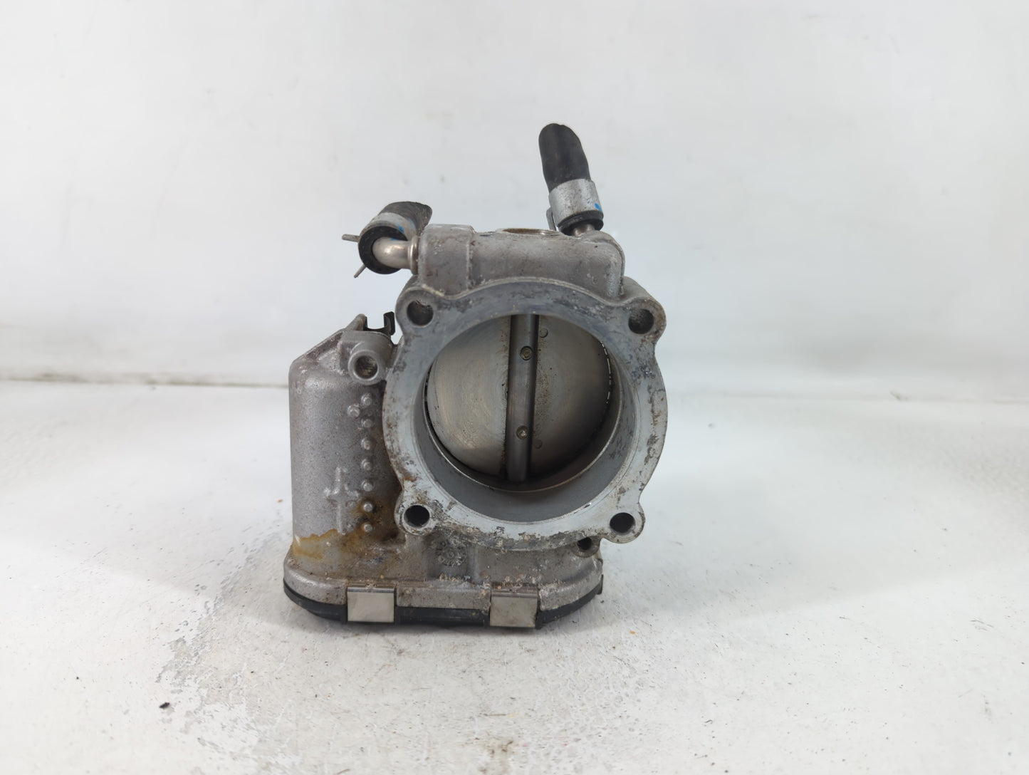2015-2019 Hyundai Sonata Throttle Body P/N:35100-2G600 Fits Fits 2015 2016 2017 2018 2019 2020 2021 OEM Used Auto Parts - Oemusedautoparts1.com