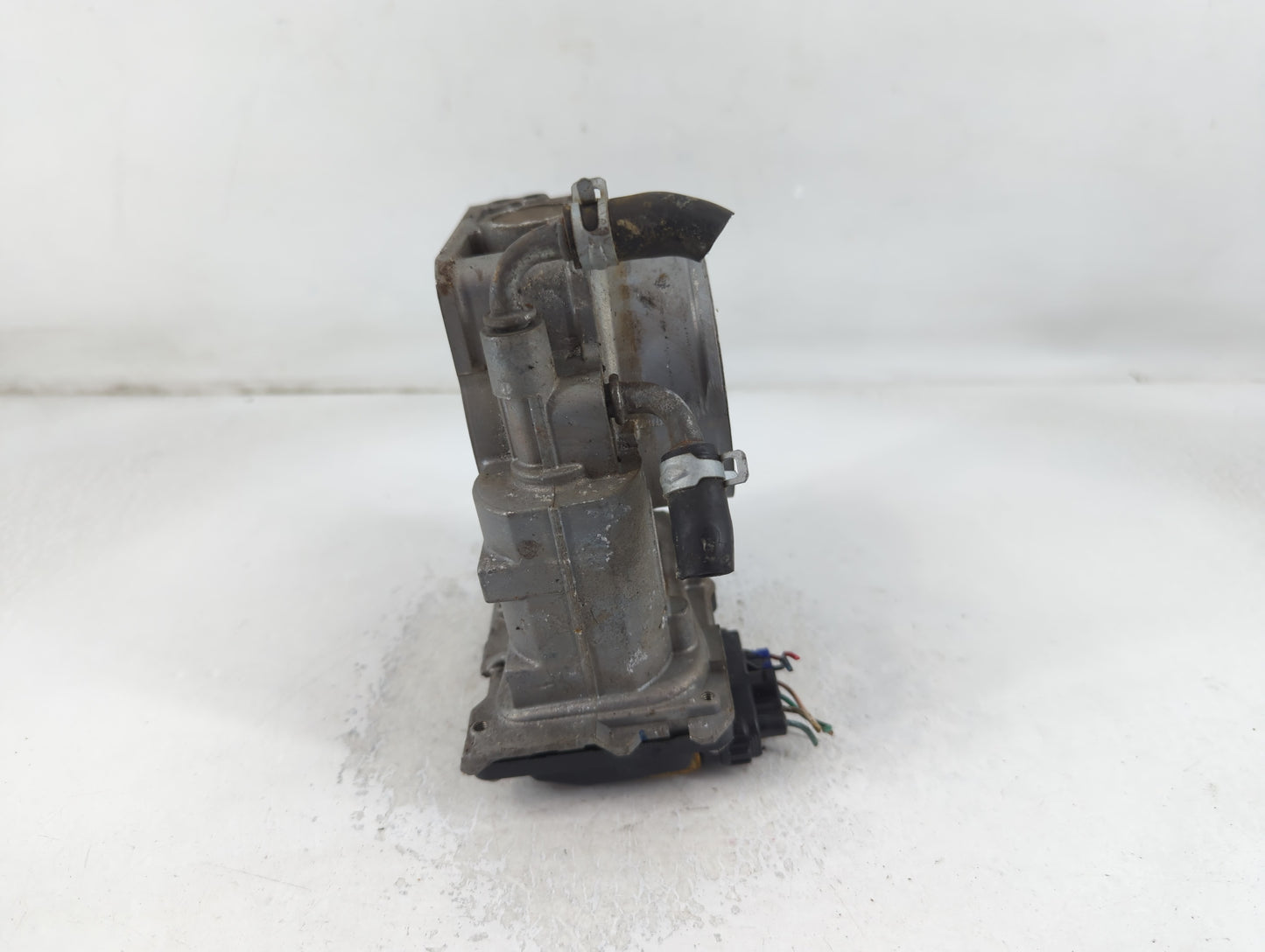 2016-2021 Honda Pilot Throttle Body P/N:099791 1430 01D13 Fits Fits 2016 2017 2018 2019 2020 2021 OEM Used Auto Parts - Oemusedautoparts1.com