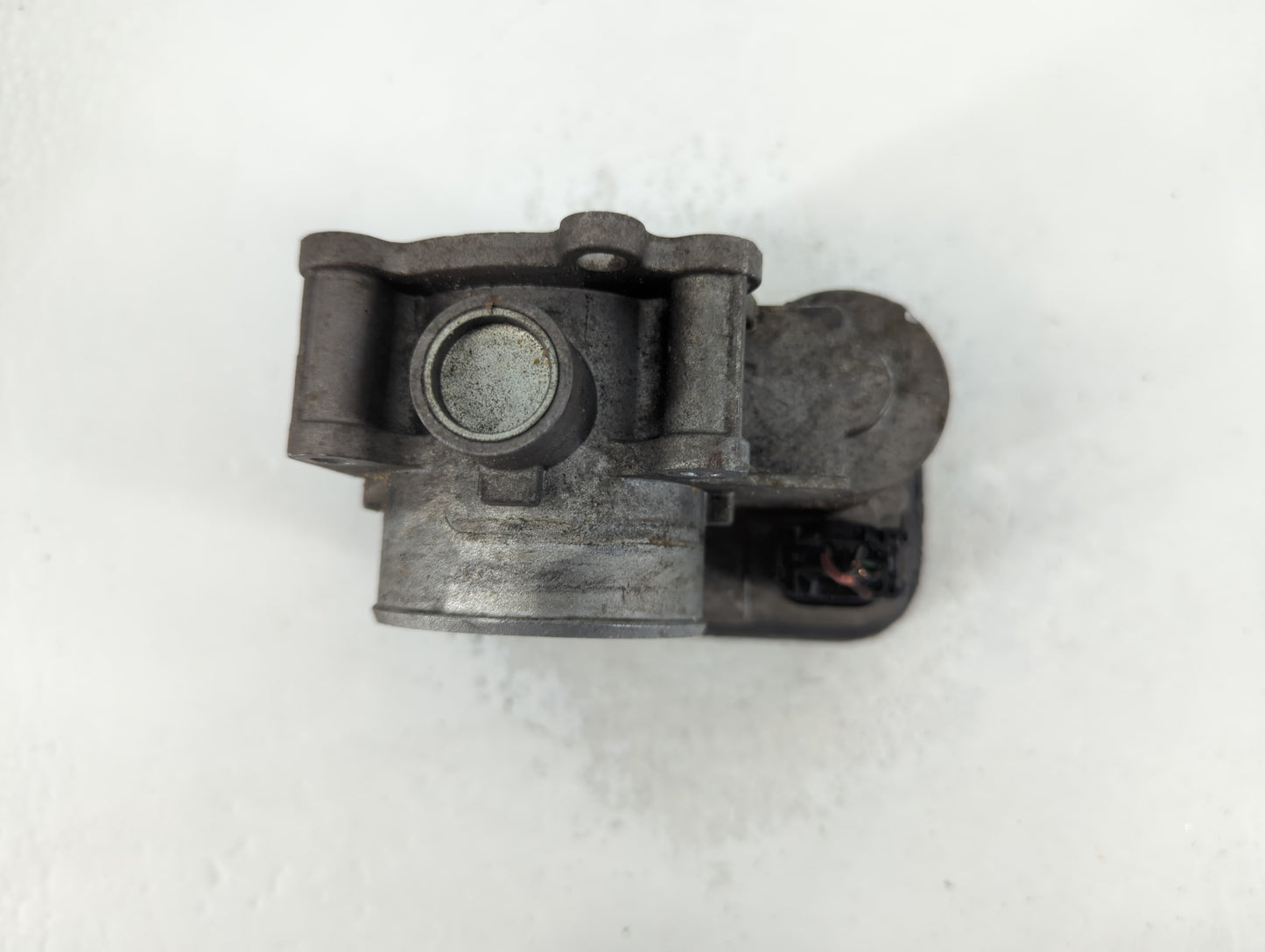 2007-2017 Jeep Patriot Throttle Body P/N:04891735AC Fits Fits 2007 2008 2009 2010 2011 2012 2013 2014 2015 2016 2017 2018 OEM Used Auto Parts - Oemusedautoparts1.com