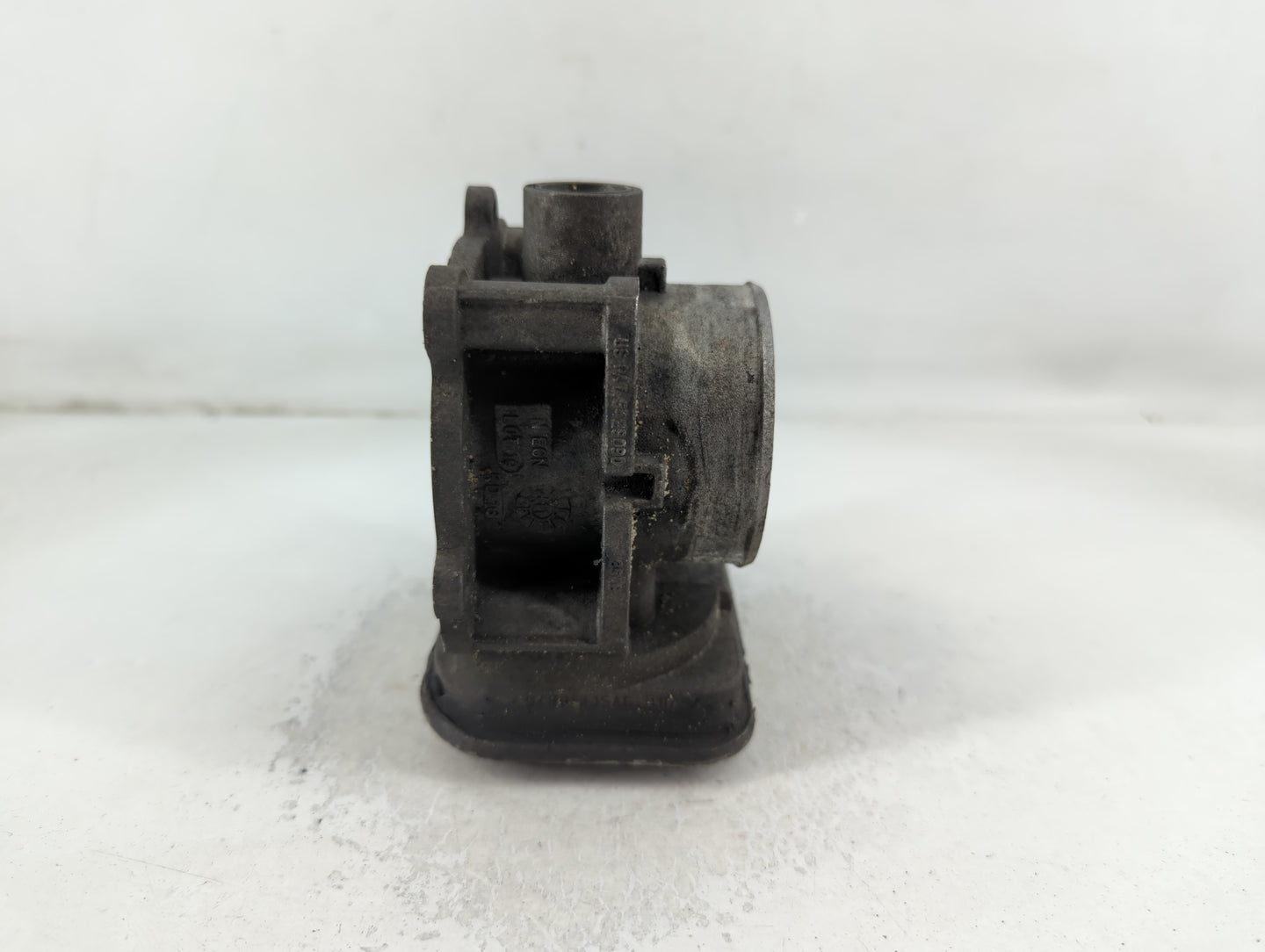 2007-2017 Jeep Patriot Throttle Body P/N:04891735AC Fits Fits 2007 2008 2009 2010 2011 2012 2013 2014 2015 2016 2017 2018 OEM Used Auto Parts - Oemusedautoparts1.com