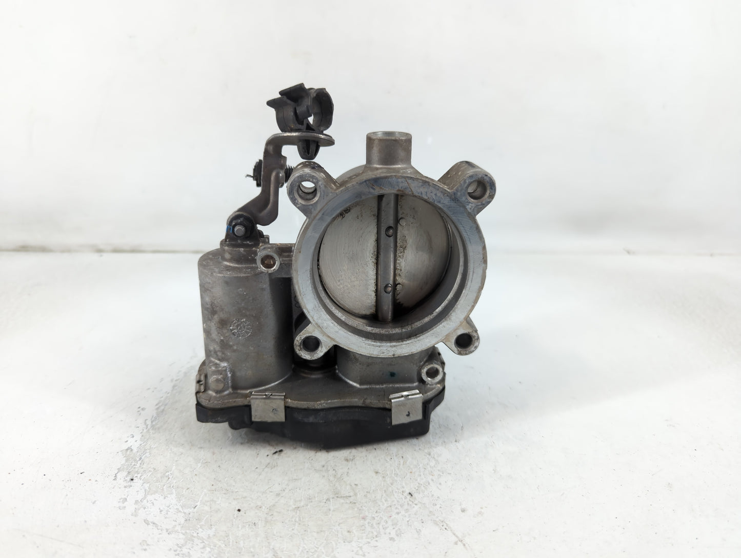 2017-2022 Jeep Compass Throttle Body P/N:04891970AB Fits Fits 2014 2015 2016 2017 2018 2019 2020 2021 2022 OEM Used Auto Parts - Oemusedautoparts1.com