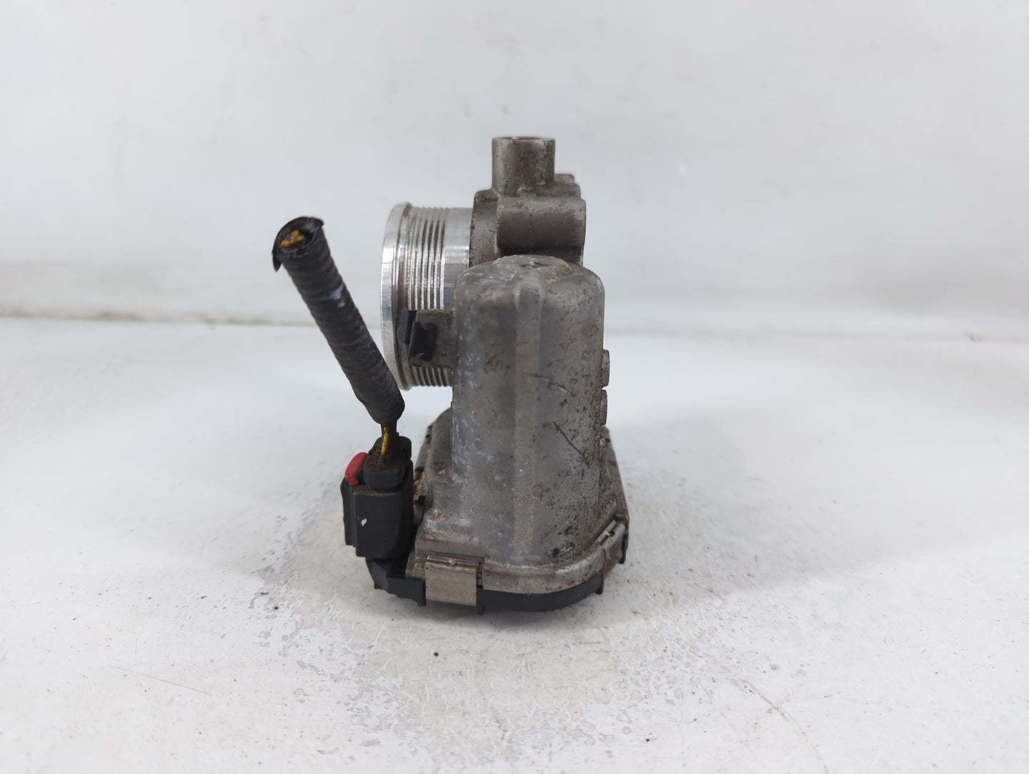 2013-2016 Lincoln Mkz Throttle Body P/N:0 280 750 586 Fits Fits 2012 2013 2014 2015 2016 2017 OEM Used Auto Parts - Oemusedautoparts1.com