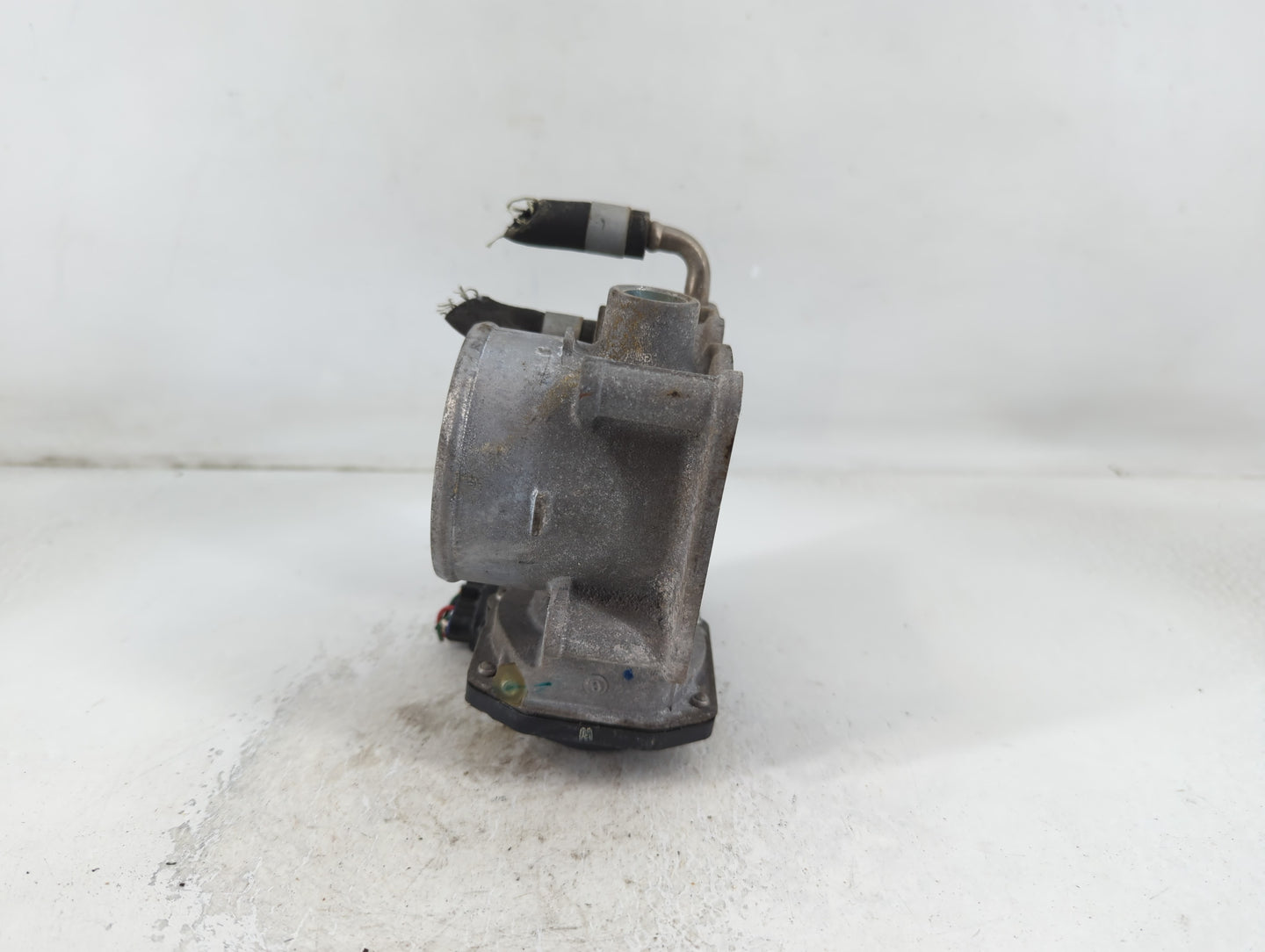 2013-2018 Nissan Altima Throttle Body P/N:7J17 01338 3TA60-01 C Fits Fits 2013 2014 2015 2016 2017 2018 2019 2020 OEM Used Auto Parts - Oemusedautoparts1.com