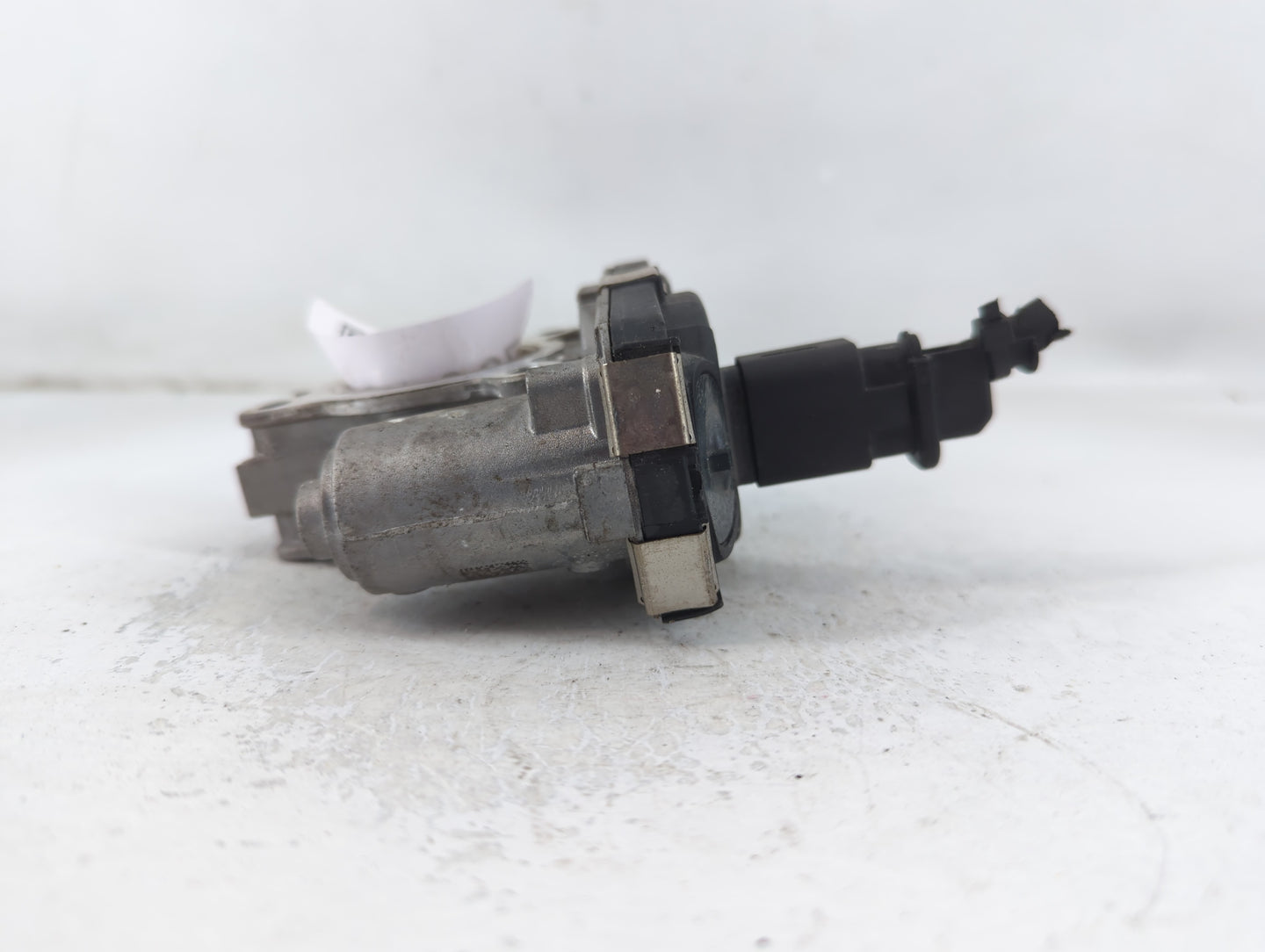 2021-2022 Chevrolet Trailblazer Throttle Body P/N:55510678 Fits Fits 2021 2022 OEM Used Auto Parts - Oemusedautoparts1.com