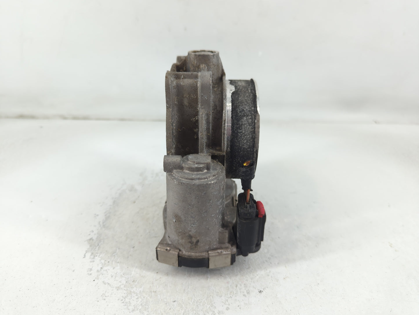 2012-2016 Cadillac Srx Throttle Body P/N:12632172BA Fits Fits 2012 2013 2014 2015 2016 2017 2018 2019 2020 2021 2022 OEM Used Auto Parts - Oemusedautoparts1.com