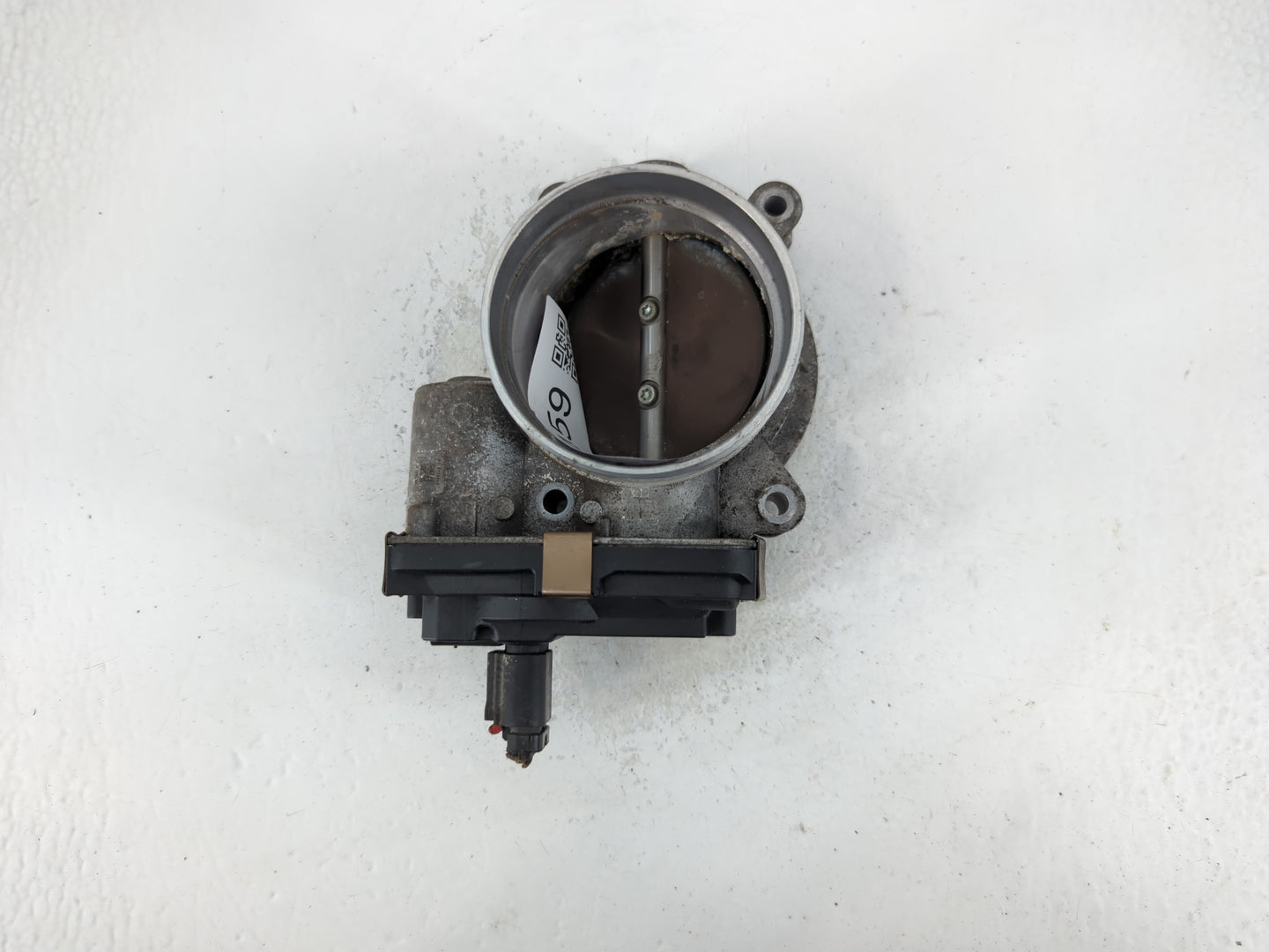 2014-2022 Chevrolet Silverado 1500 Throttle Body P/N:12617792 Fits Fits 2014 2015 2016 2017 2018 2019 2020 2021 2022 OEM Used Auto Parts - Oemusedautoparts1.com
