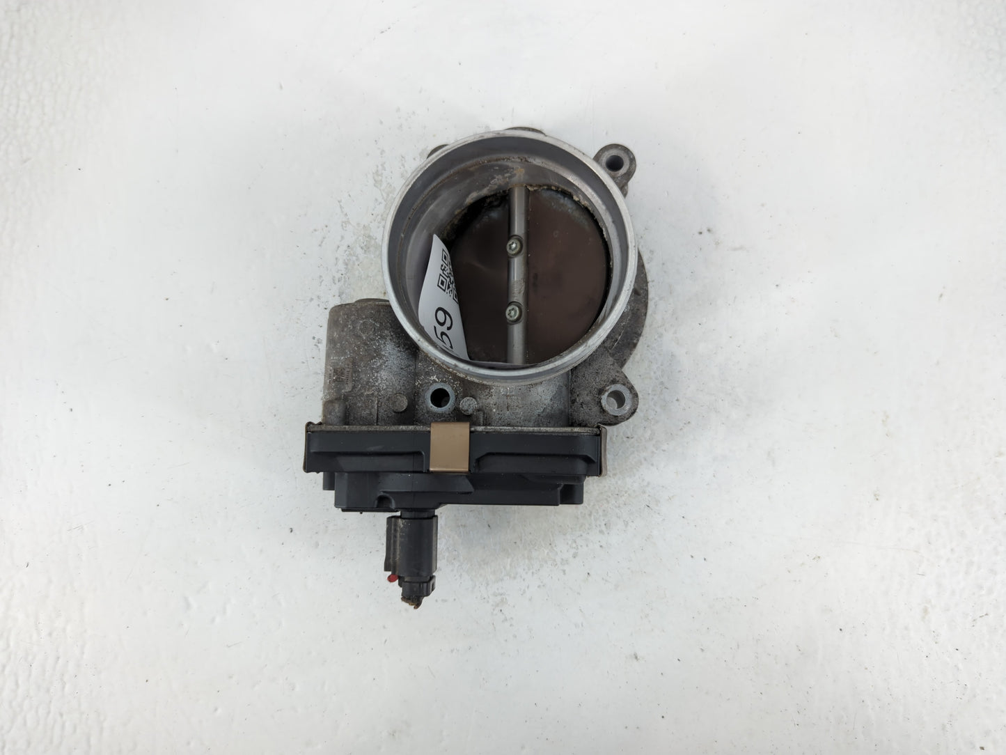 2014-2022 Chevrolet Silverado 1500 Throttle Body P/N:12617792 Fits Fits 2014 2015 2016 2017 2018 2019 2020 2021 2022 OEM Used Auto Parts - Oemusedautoparts1.com