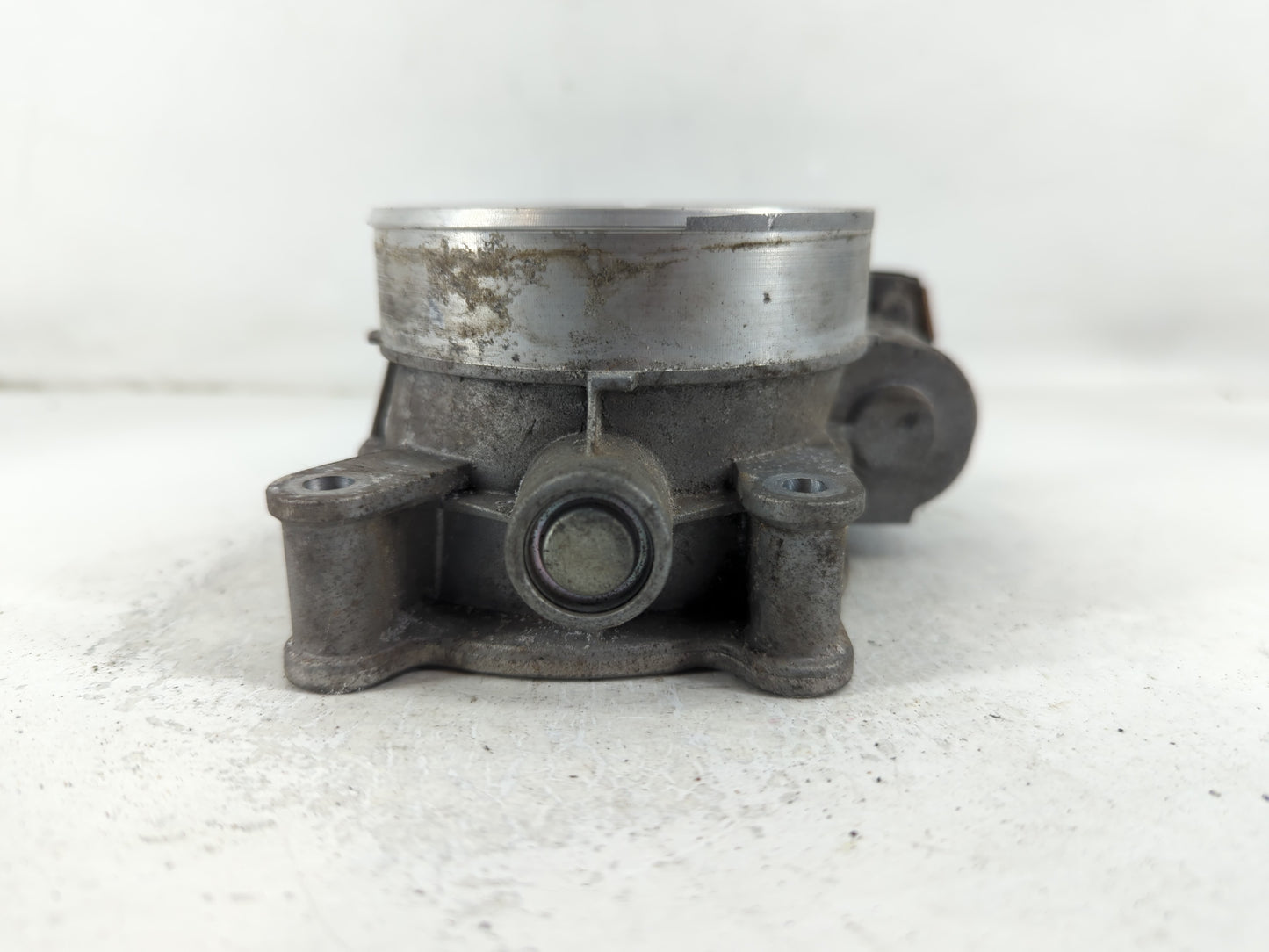 2014-2022 Chevrolet Silverado 1500 Throttle Body P/N:12617792 Fits Fits 2014 2015 2016 2017 2018 2019 2020 2021 2022 OEM Used Auto Parts - Oemusedautoparts1.com