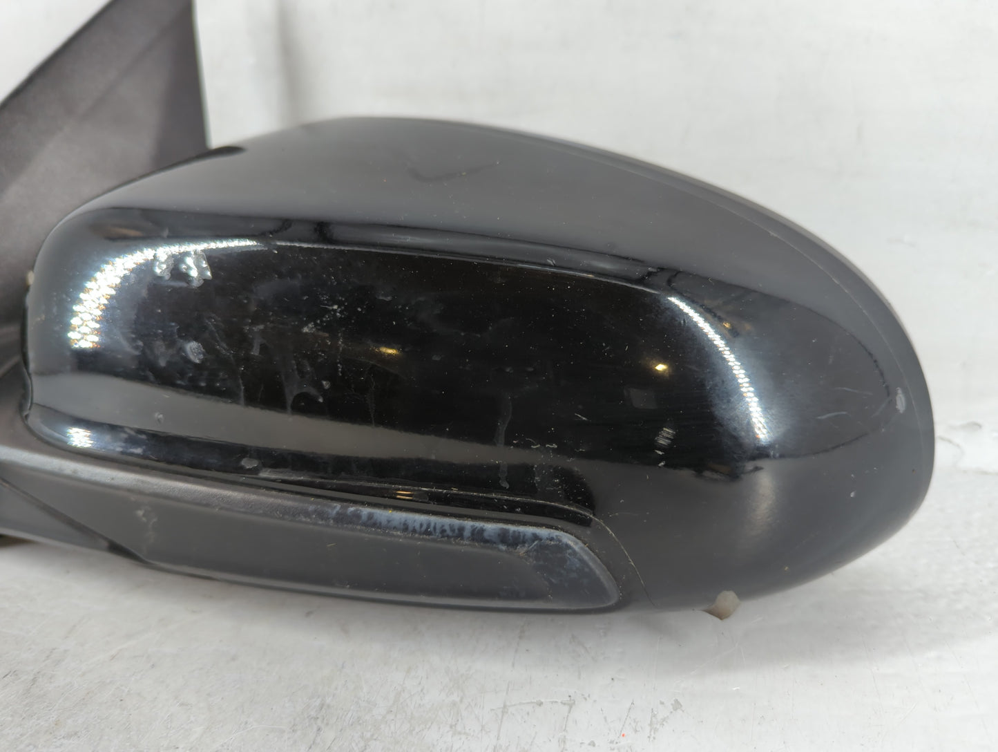 2018-2022 Hyundai Kona Side Mirror Replacement Driver Left View Door Mirror P/N:IIIE13049774 Fits Fits 2018 2019 2020 2021 2022 OEM Used Auto Parts - Oemusedautoparts1.com