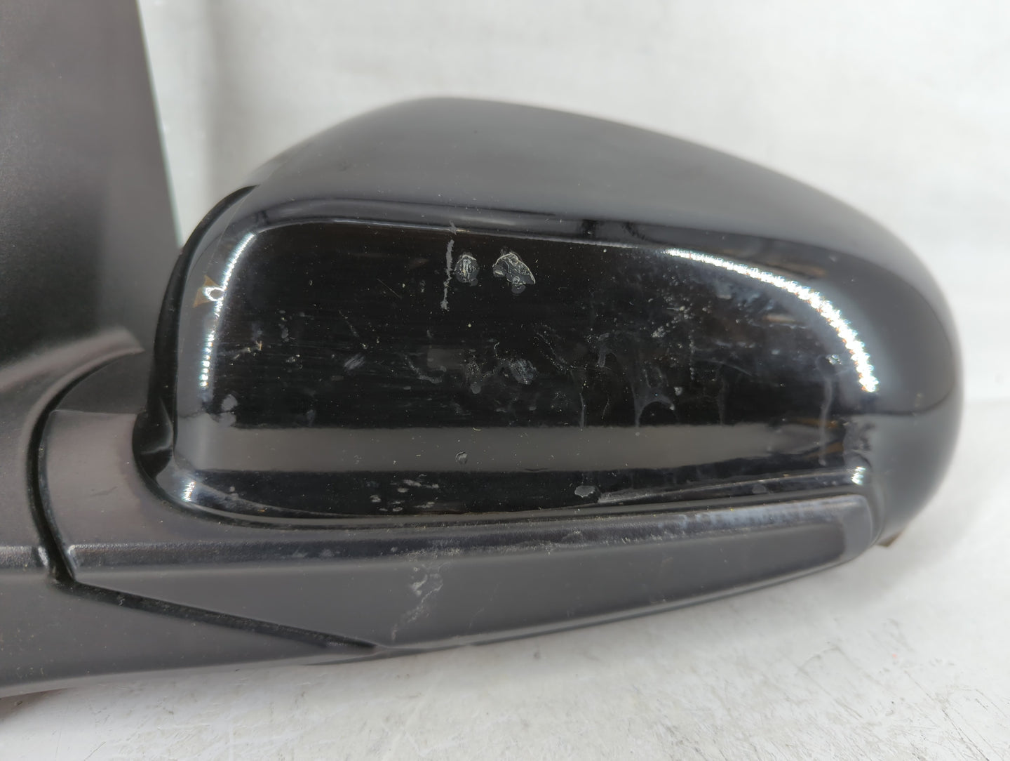 2018-2022 Hyundai Kona Side Mirror Replacement Driver Left View Door Mirror P/N:IIIE13049774 Fits Fits 2018 2019 2020 2021 2022 OEM Used Auto Parts - Oemusedautoparts1.com