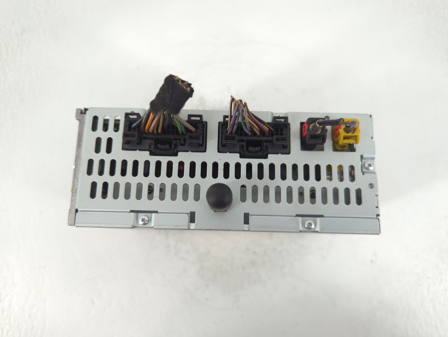2012 Ford Explorer Radio AM FM Cd Player Receiver Replacement P/N:CB5T-19C107-BB Fits OEM Used Auto Parts - Oemusedautoparts1.com