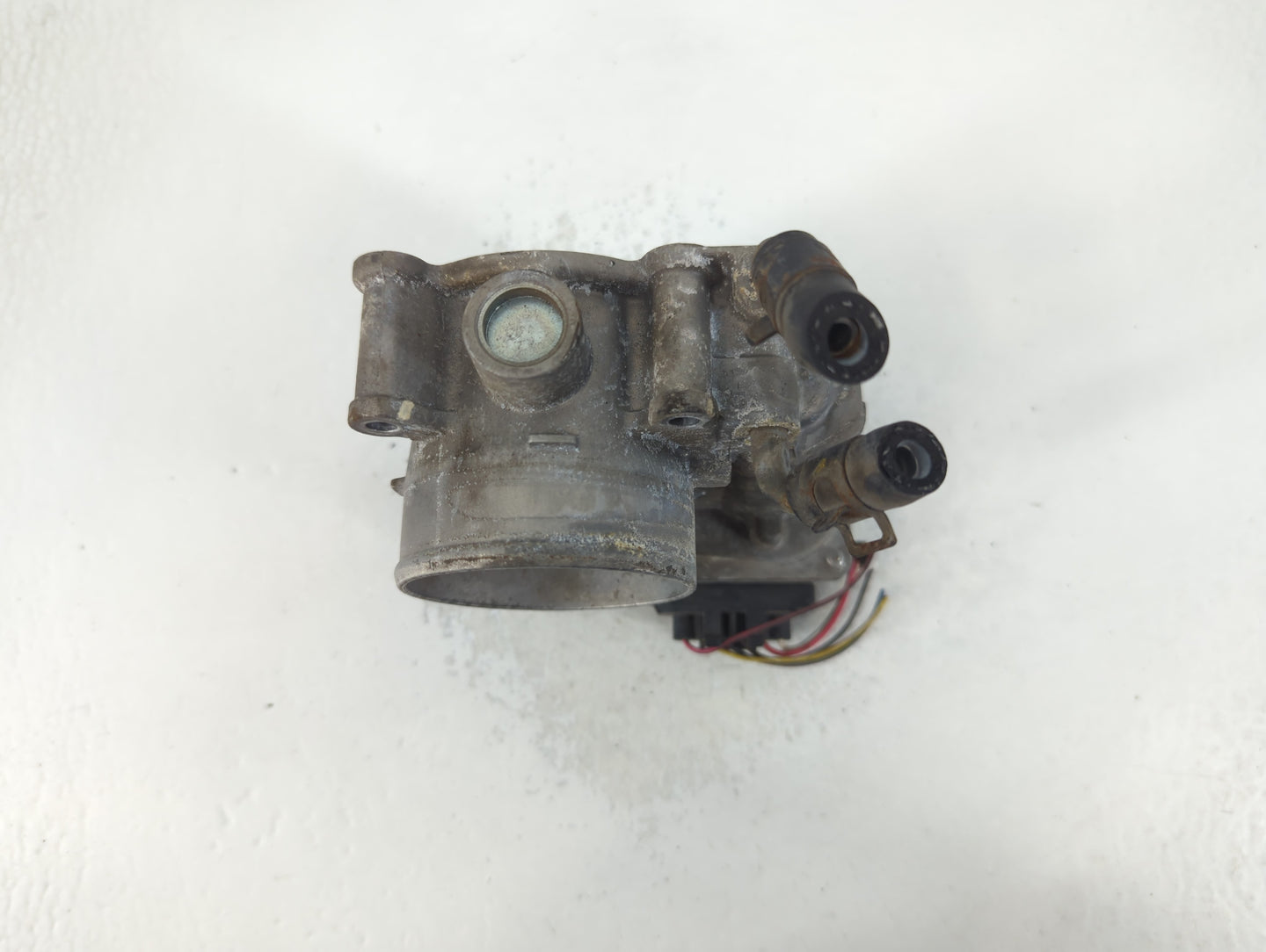 2011-2020 Hyundai Elantra Throttle Body P/N:35100-2E000 Fits Fits 2011 2012 2013 2014 2015 2016 2017 2018 2019 2020 2021 OEM Used Auto Parts - Oemusedautoparts1.com