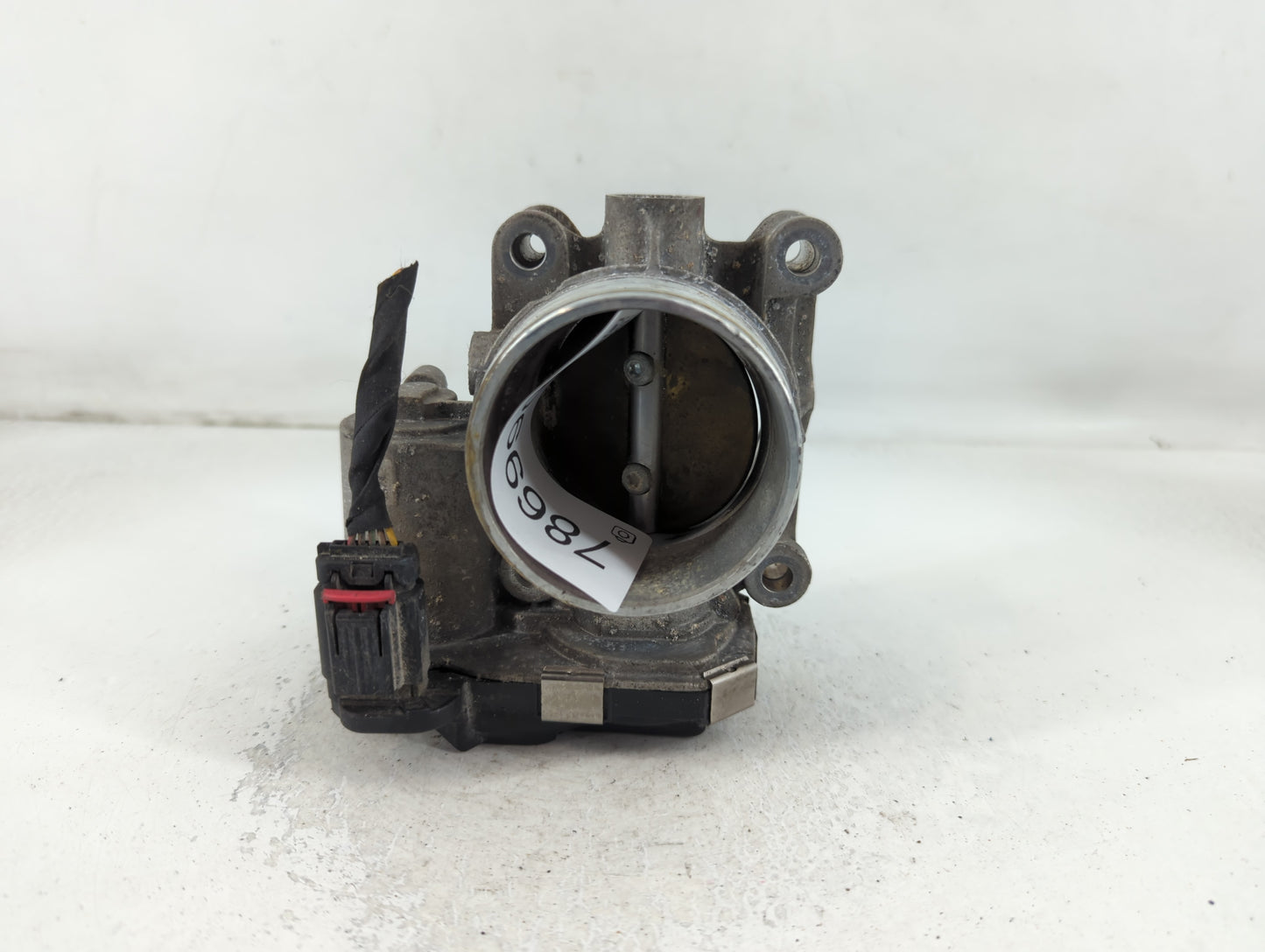 2013-2021 Chevrolet Malibu Throttle Body P/N:A 2627067DA Fits Fits 2013 2014 2015 2016 2017 2018 2019 2020 2021 OEM Used Auto Parts - Oemusedautoparts1.com