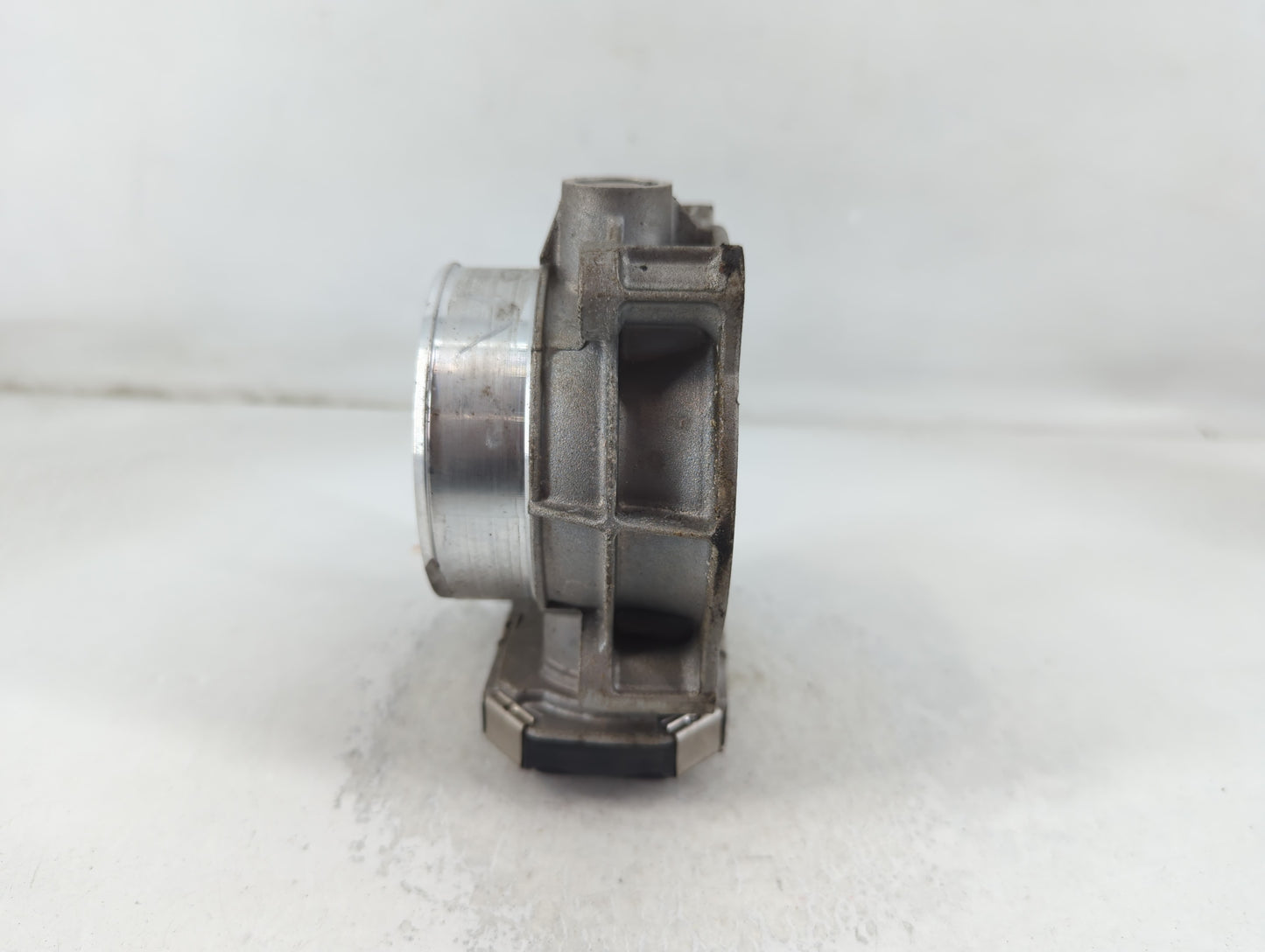 2012-2020 Buick Enclave Throttle Body P/N:12670981AA Fits Fits 2012 2013 2014 2015 2016 2017 2018 2019 2020 2021 2022 OEM Used Auto Parts - Oemusedautoparts1.com
