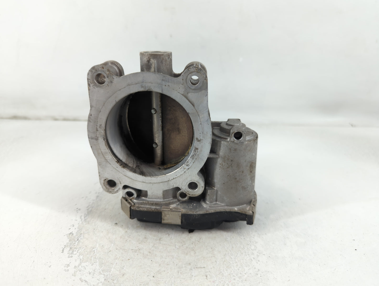 2013-2015 Chevrolet Malibu Throttle Body P/N:12627217DA Fits Fits 2013 2014 2015 2017 2018 2019 2020 OEM Used Auto Parts - Oemusedautoparts1.com