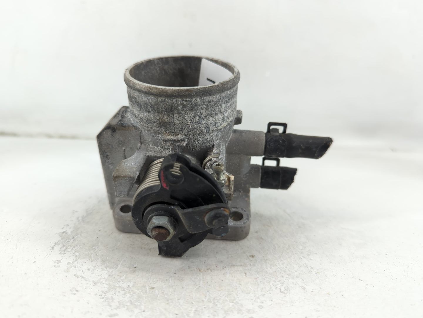 2009-2011 Hyundai Accent Throttle Body Fits Fits 2009 2010 2011 OEM Used Auto Parts - Oemusedautoparts1.com