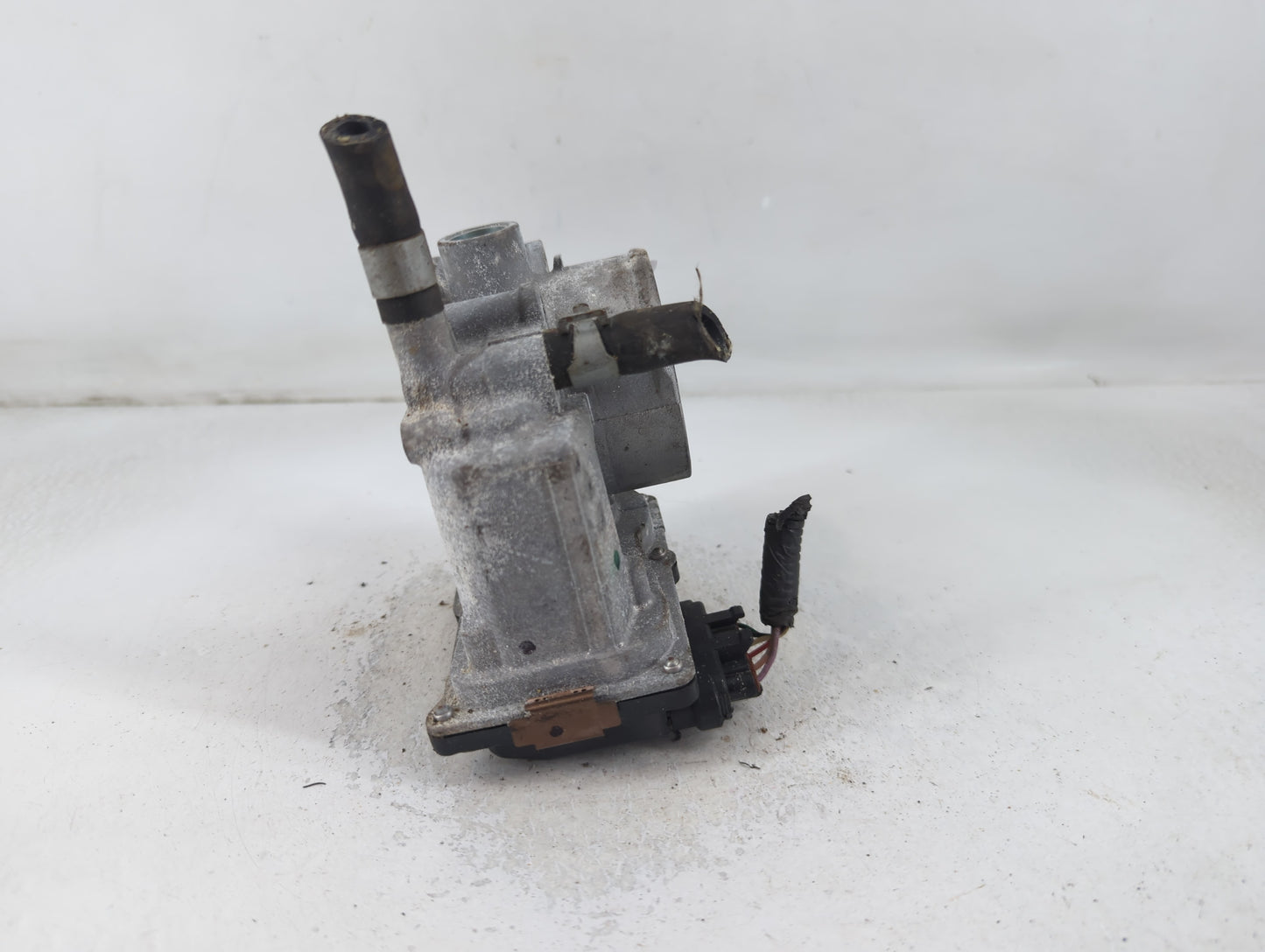 2013-2019 Nissan Sentra Throttle Body P/N:3RA60-01 E Fits Fits 2013 2014 2015 2016 2017 2018 2019 OEM Used Auto Parts - Oemusedautoparts1.com