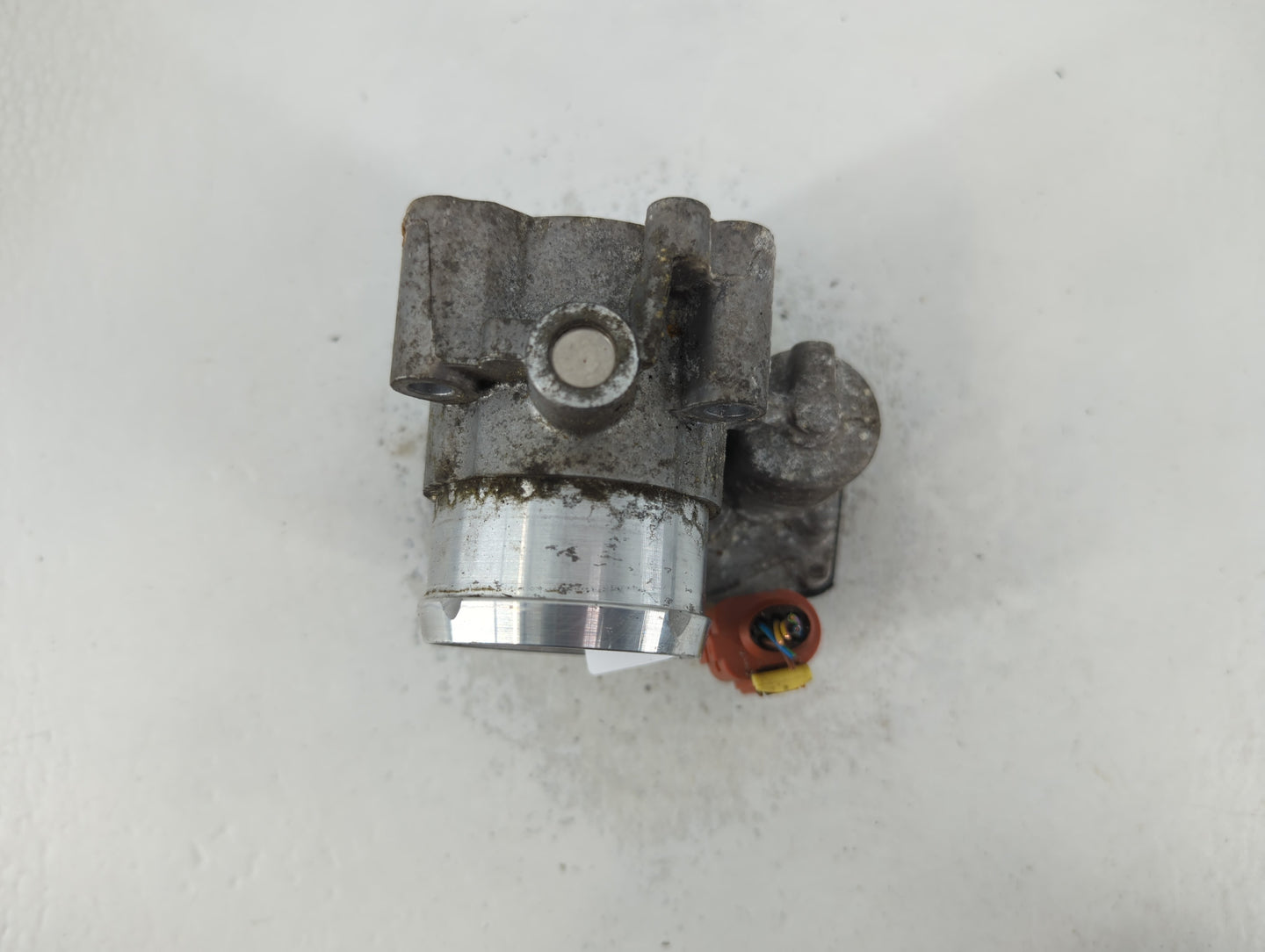 2019 Cadillac Escalade Throttle Body P/N:B18 296 5541 DS7G-9F991-CA Fits OEM Used Auto Parts - Oemusedautoparts1.com