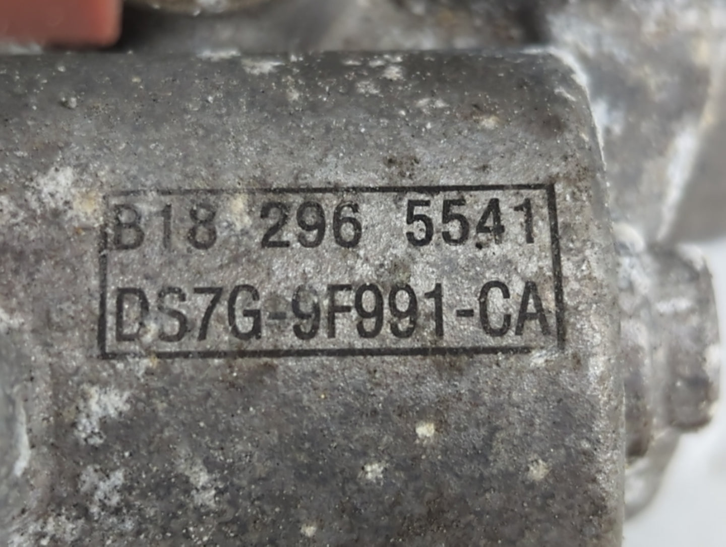 2019 Cadillac Escalade Throttle Body P/N:B18 296 5541 DS7G-9F991-CA Fits OEM Used Auto Parts - Oemusedautoparts1.com