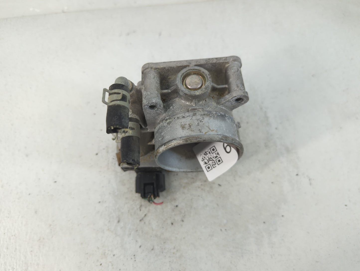 2016-2020 Infiniti Q50 Throttle Body P/N:RME60-52 Fits Fits 2016 2017 2018 2019 2020 OEM Used Auto Parts - Oemusedautoparts1.com