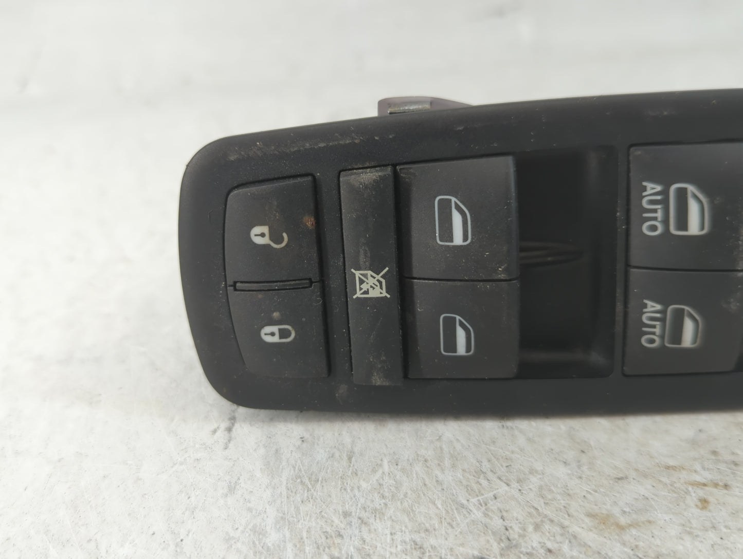 2011-2013 Dodge Durango Master Power Window Switch Replacement Driver Side Left P/N:68086 693AC 100255 84 Fits Fits 2011 2012 2013 OEM Used Auto Parts - Oemusedautoparts1.com