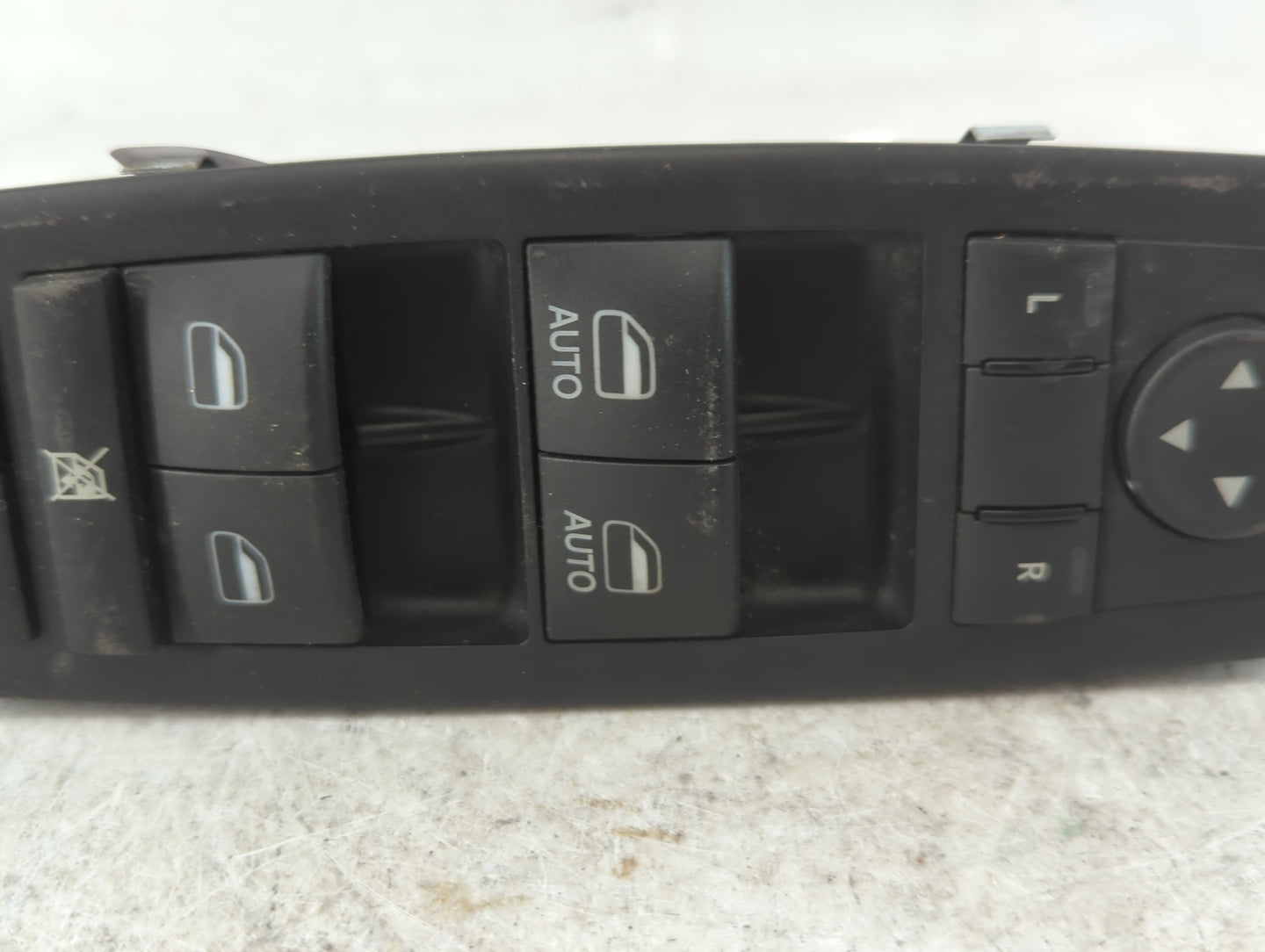 2011-2013 Dodge Durango Master Power Window Switch Replacement Driver Side Left P/N:68086 693AC 100255 84 Fits Fits 2011 2012 2013 OEM Used Auto Parts - Oemusedautoparts1.com