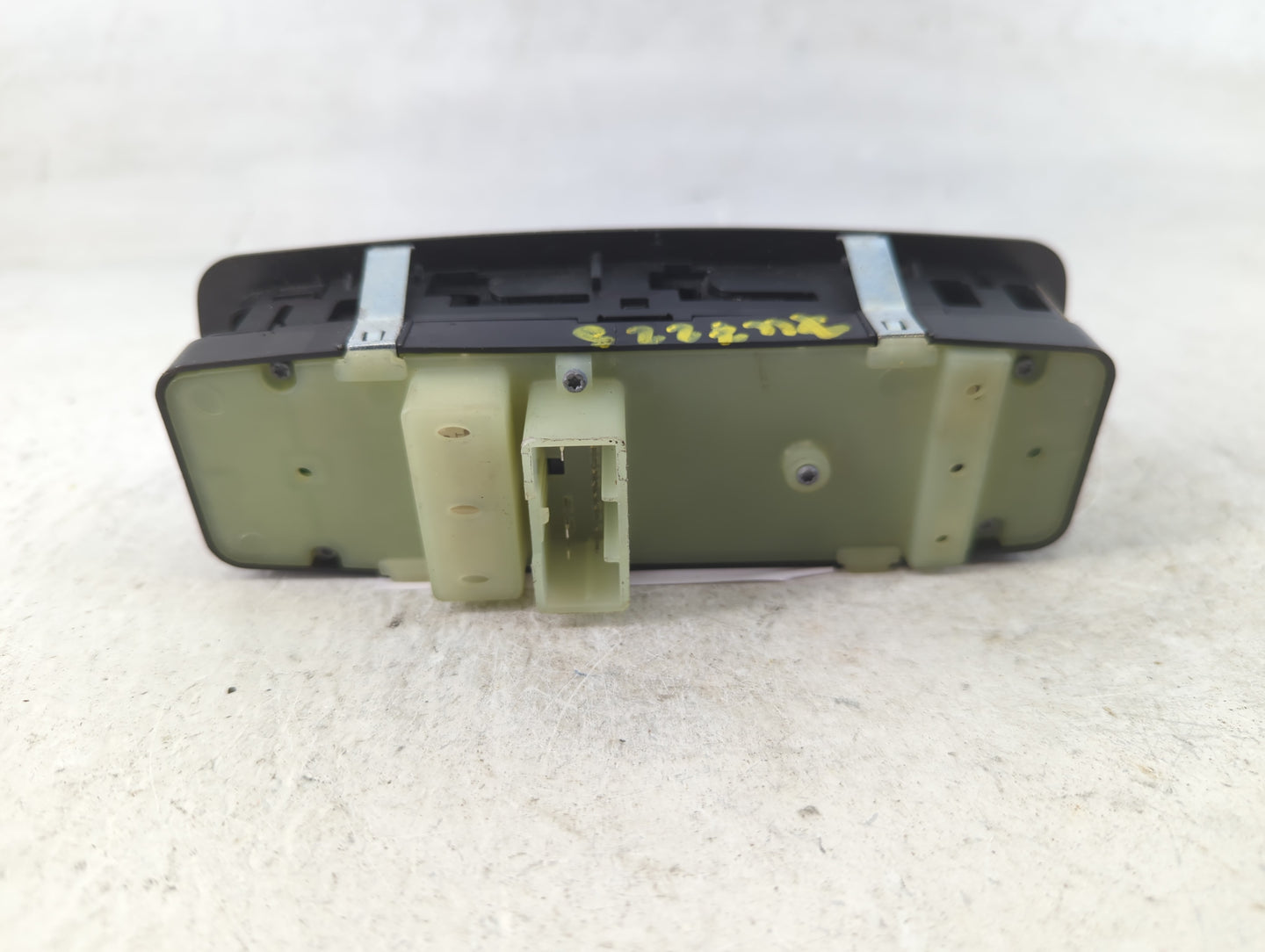 2011-2013 Dodge Durango Master Power Window Switch Replacement Driver Side Left P/N:68086 693AC 100255 84 Fits Fits 2011 2012 2013 OEM Used Auto Parts - Oemusedautoparts1.com