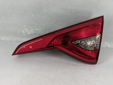 2015-2017 Hyundai Sonata Tail Light Assembly Passenger Right OEM P/N:92404C2000 Fits Fits 2015 2016 2017 OEM Used Auto Parts