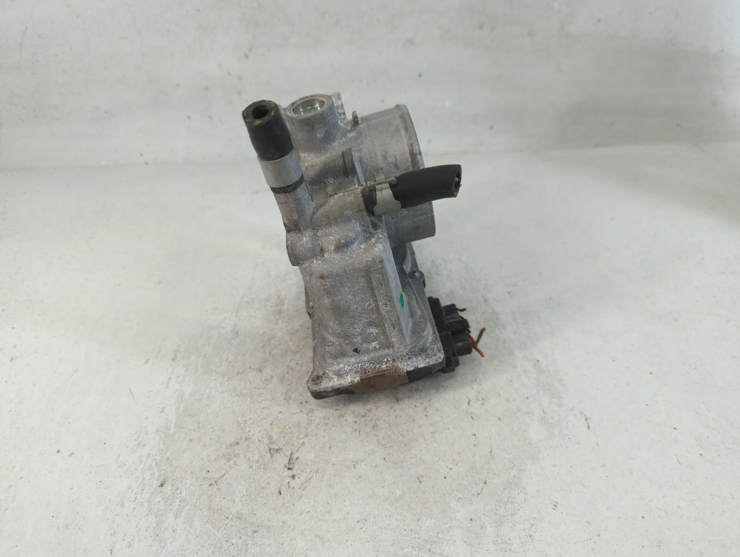 2013-2019 Nissan Sentra Throttle Body P/N:3RA60-01 E Fits Fits 2013 2014 2015 2016 2017 2018 2019 OEM Used Auto Parts - Oemusedautoparts1.com