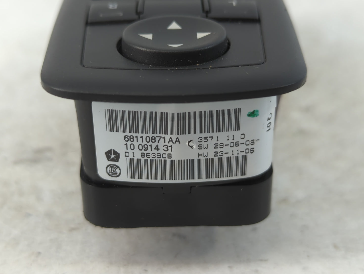 2012-2016 Chrysler Town & Country Master Power Window Switch Replacement Driver Side Left P/N:68110871AA Fits OEM Used Auto Parts - Oemusedautoparts1.com