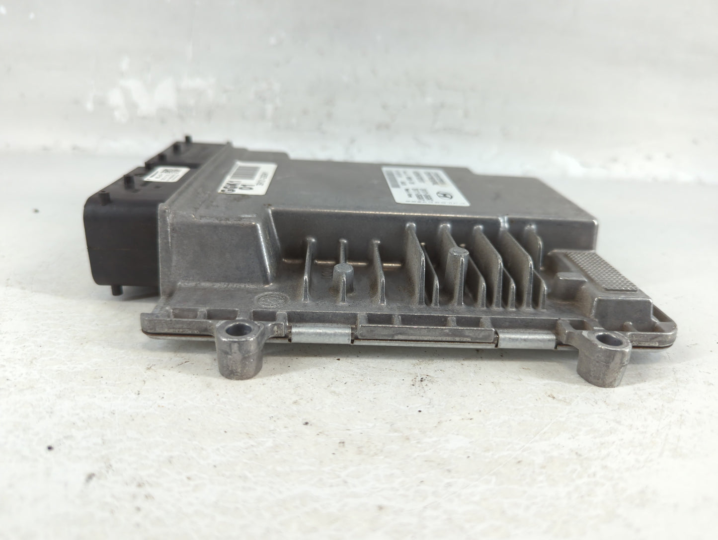 2015-2017 Hyundai Sonata PCM Engine Control Computer ECU ECM PCU OEM P/N:39111-2GGK1 39101-2GGK1 Fits Fits 2015 2016 2017 OEM Used Auto Parts - Oemusedautoparts1.com