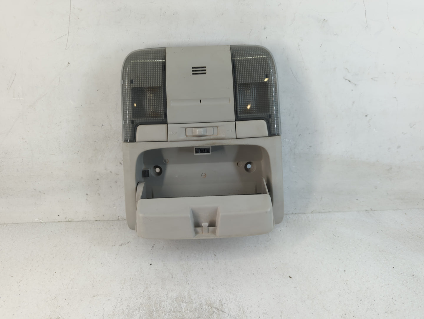 2011 Subaru Outback Overhead Roof Console - Oemusedautoparts1.com