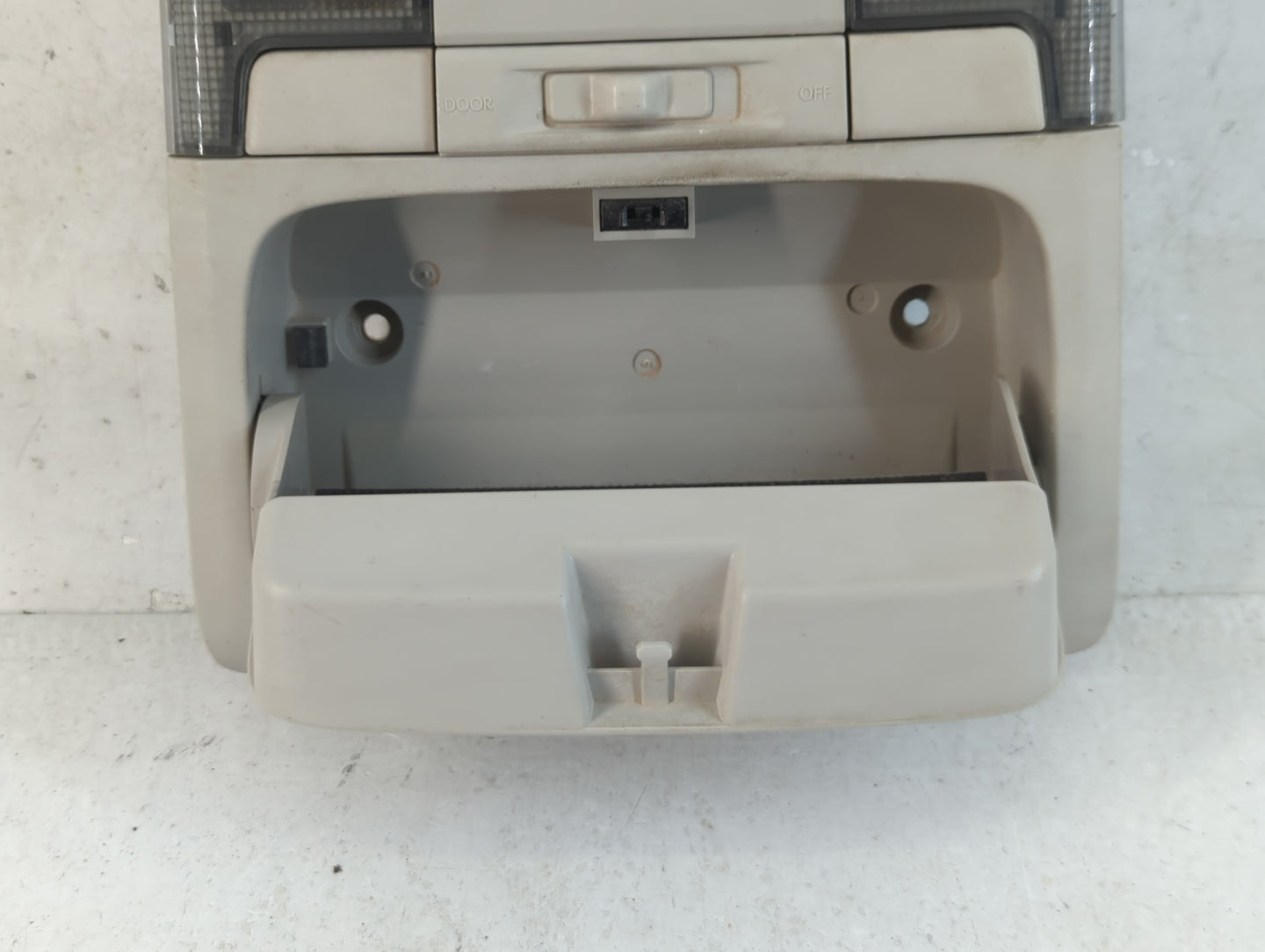2011 Subaru Outback Overhead Roof Console - Oemusedautoparts1.com