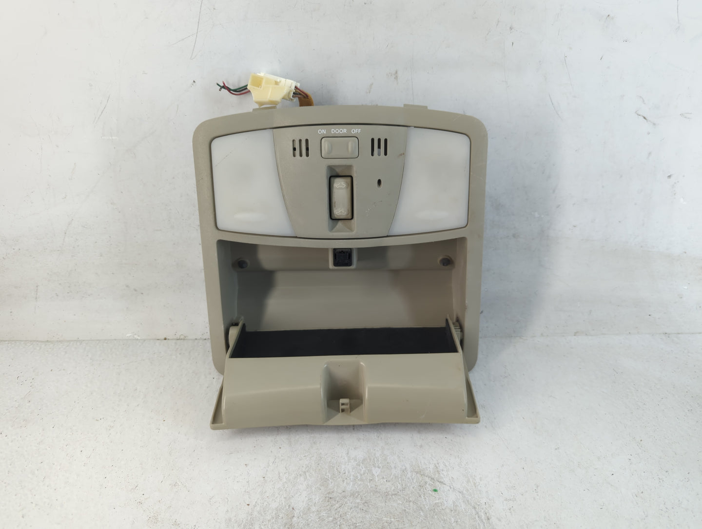2013 Infiniti G37 Overhead Roof Console - Oemusedautoparts1.com