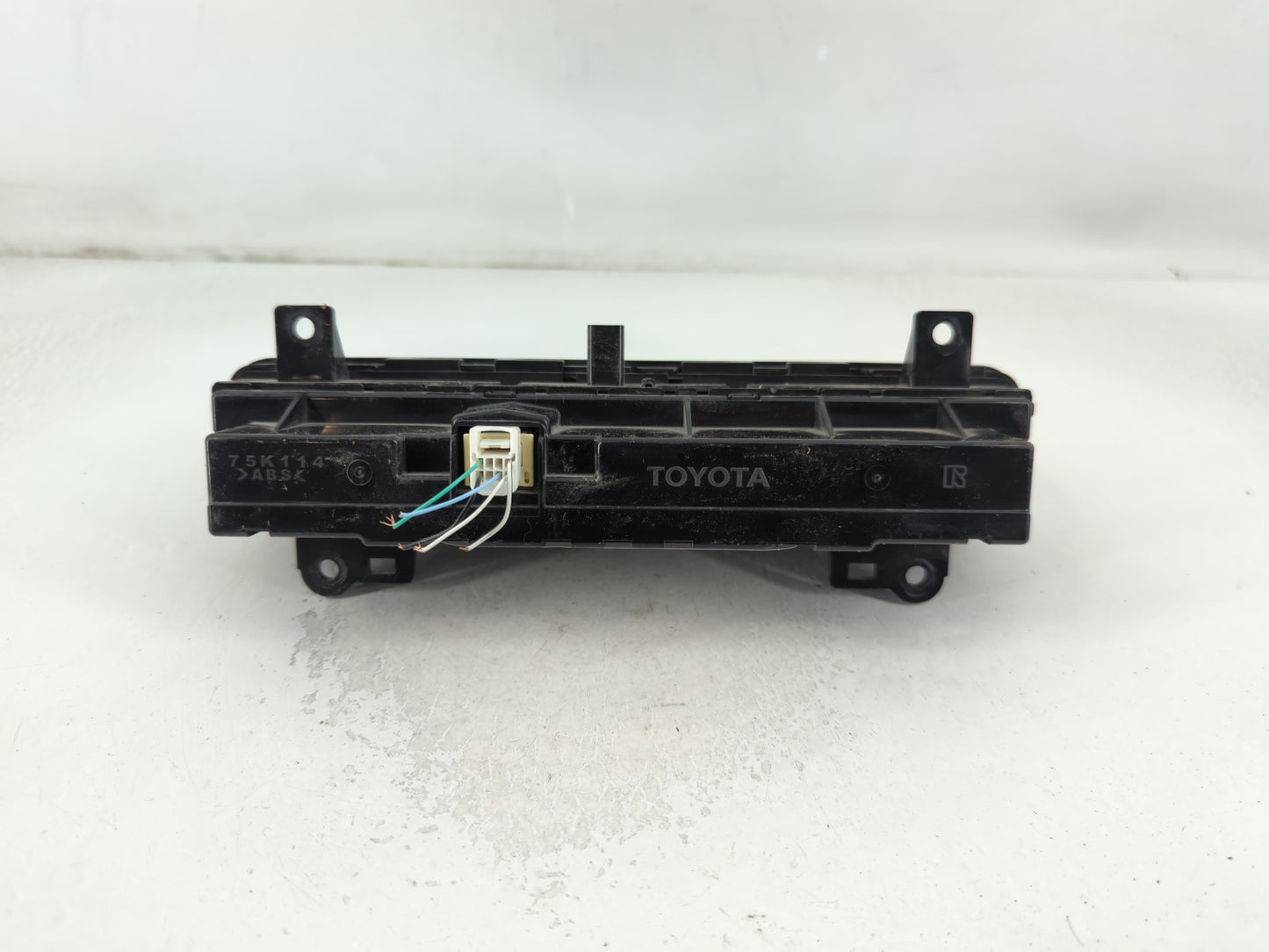 2019-2022 Toyota Corolla Climate Control Module Temperature AC/Heater Replacement P/N:75K714>ABS< Fits Fits 2019 2020 2021 2022 OEM Used Auto Parts - Oemusedautoparts1.com