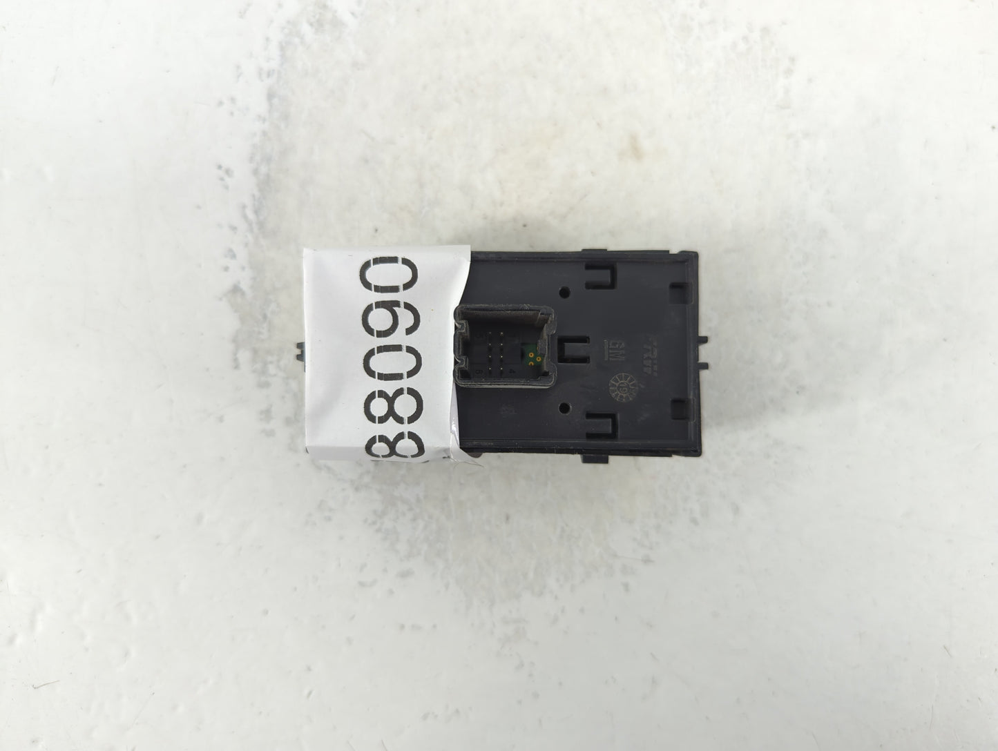 2017-2020 Buick Encore Master Power Window Switch Replacement Driver Side Left P/N:13408454 Fits Fits 2017 2018 2019 2020 OEM Used Auto Parts - Oemusedautoparts1.com