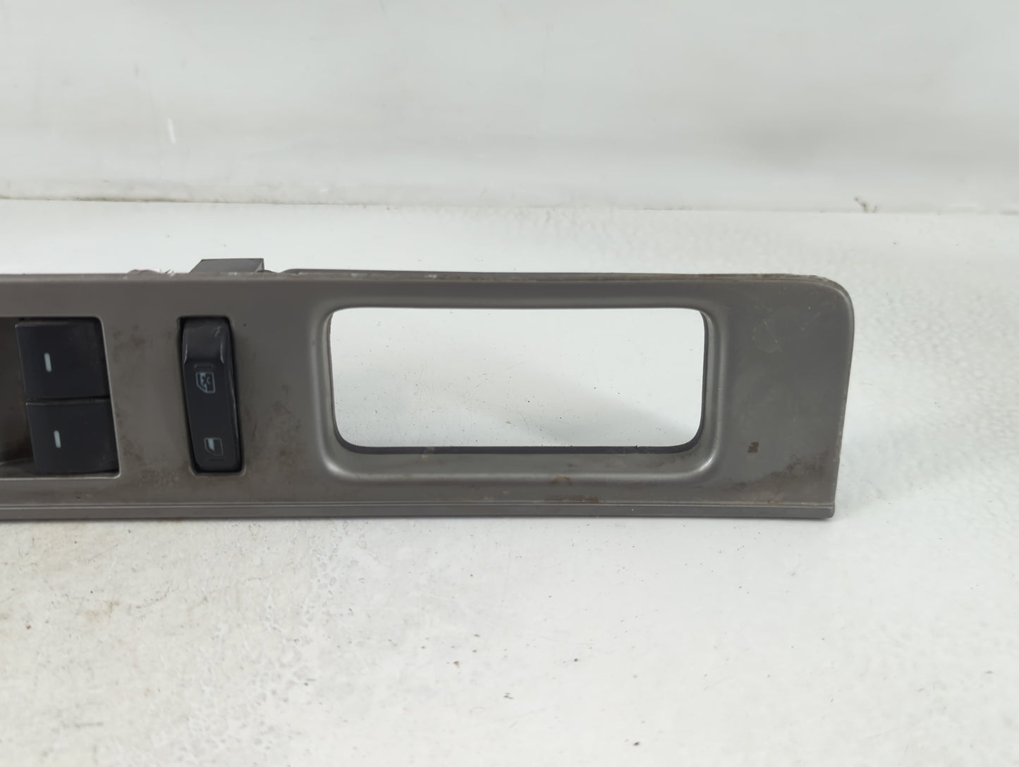 2007 Ford Expedition Master Power Window Switch Replacement Driver Side Left P/N:5L3T-17B676-AA Fits Fits 2006 2008 2009 2010 2011 OEM Used Auto Parts - Oemusedautoparts1.com
