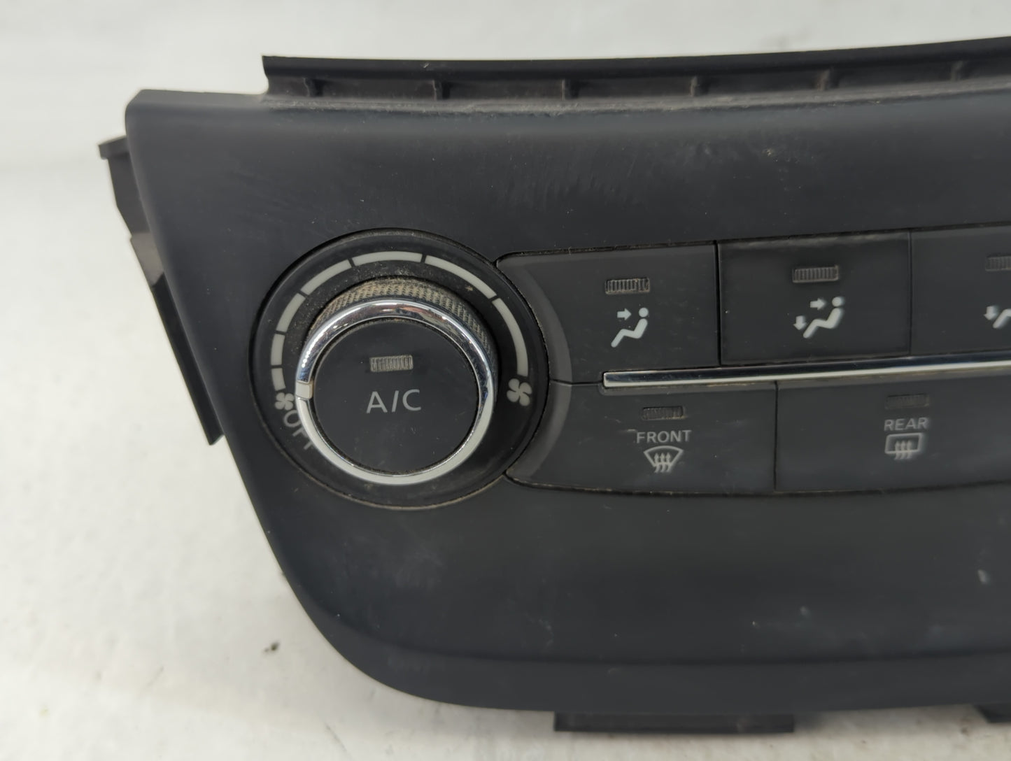 2015-2017 Nissan Sentra Climate Control Module Temperature AC/Heater Replacement P/N:275004AT2A Fits Fits 2015 2016 2017 OEM Used Auto Parts - Oemusedautoparts1.com