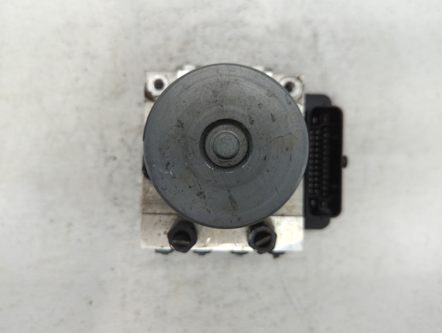 2016 Kia Soul ABS Pump Control Module Replacement P/N:58900-B2720 Fits OEM Used Auto Parts - Oemusedautoparts1.com