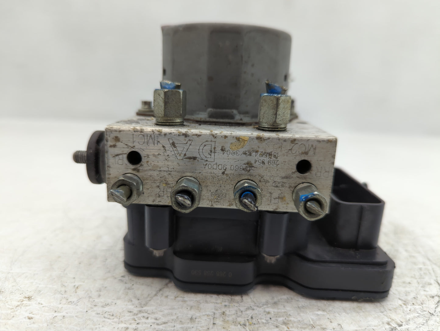 2017-2018 Nissan Maxima ABS Pump Control Module Replacement P/N:D660 9DD0A Fits Fits 2017 2018 OEM Used Auto Parts - Oemusedautoparts1.com