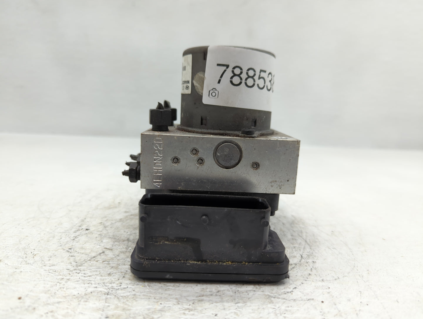 2015-2017 Hyundai Veloster ABS Pump Control Module Replacement P/N:58920-2V480 Fits Fits 2015 2016 2017 OEM Used Auto Parts - Oemusedautoparts1.com