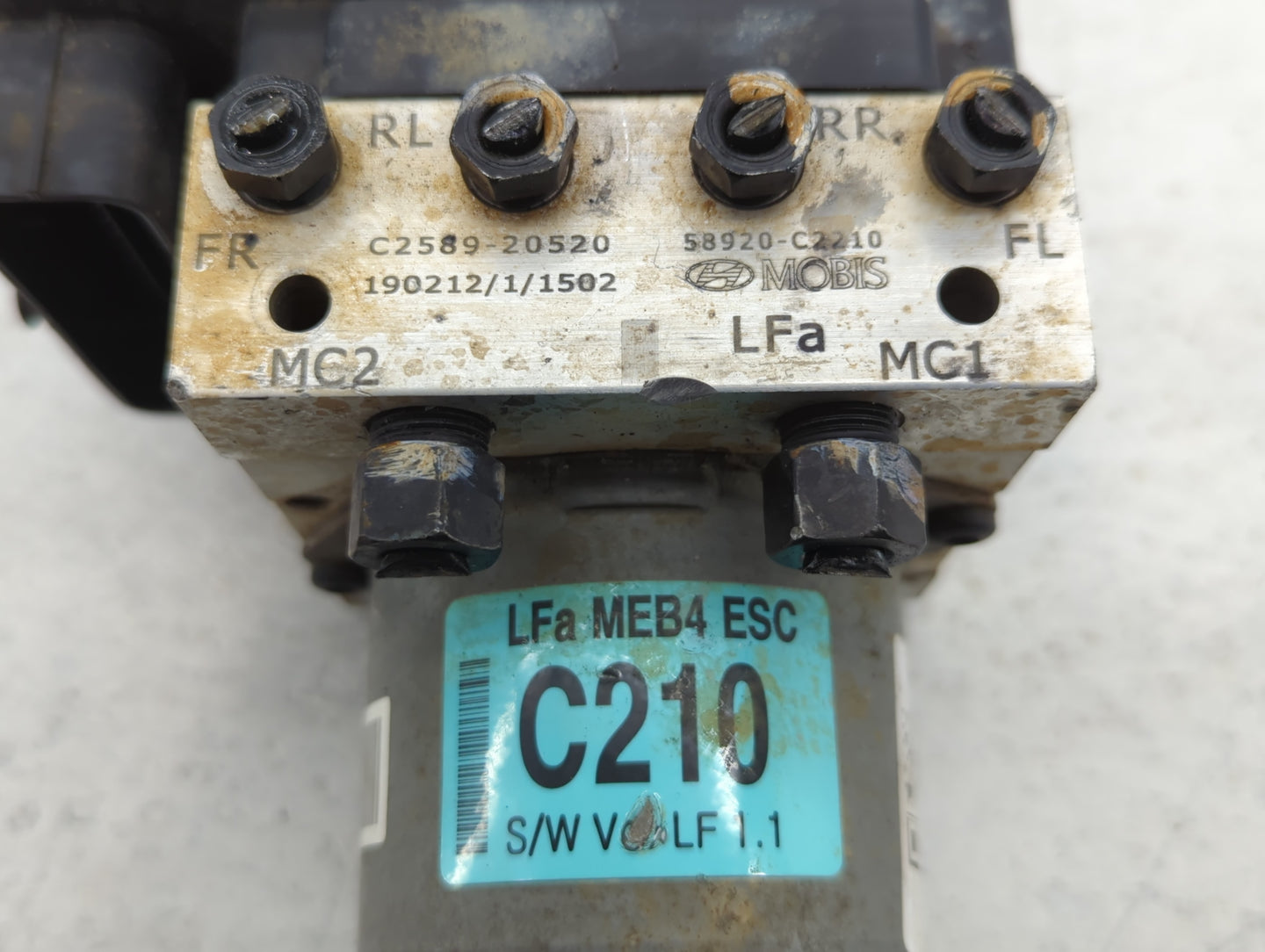 2018-2019 Hyundai Sonata ABS Pump Control Module Replacement P/N:C2589-20520 Fits Fits 2018 2019 OEM Used Auto Parts - Oemusedautoparts1.com