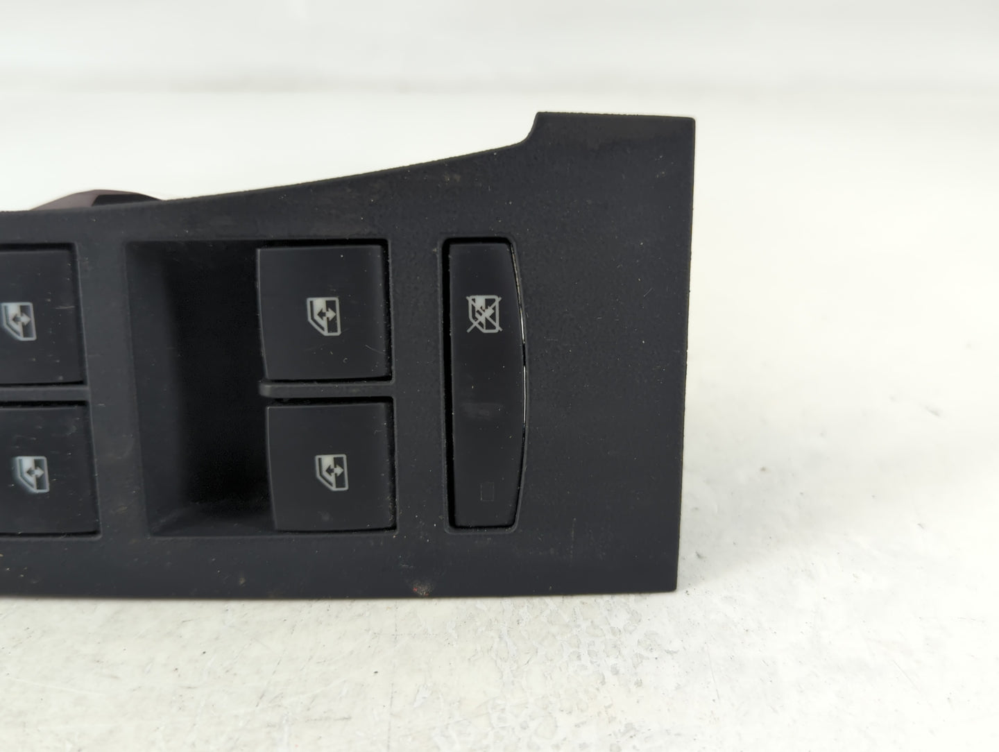 2013-2016 Buick Encore Master Power Window Switch Replacement Driver Side Left P/N:13305373 Fits Fits 2013 2014 2015 2016 OEM Used Auto Parts - Oemusedautoparts1.com
