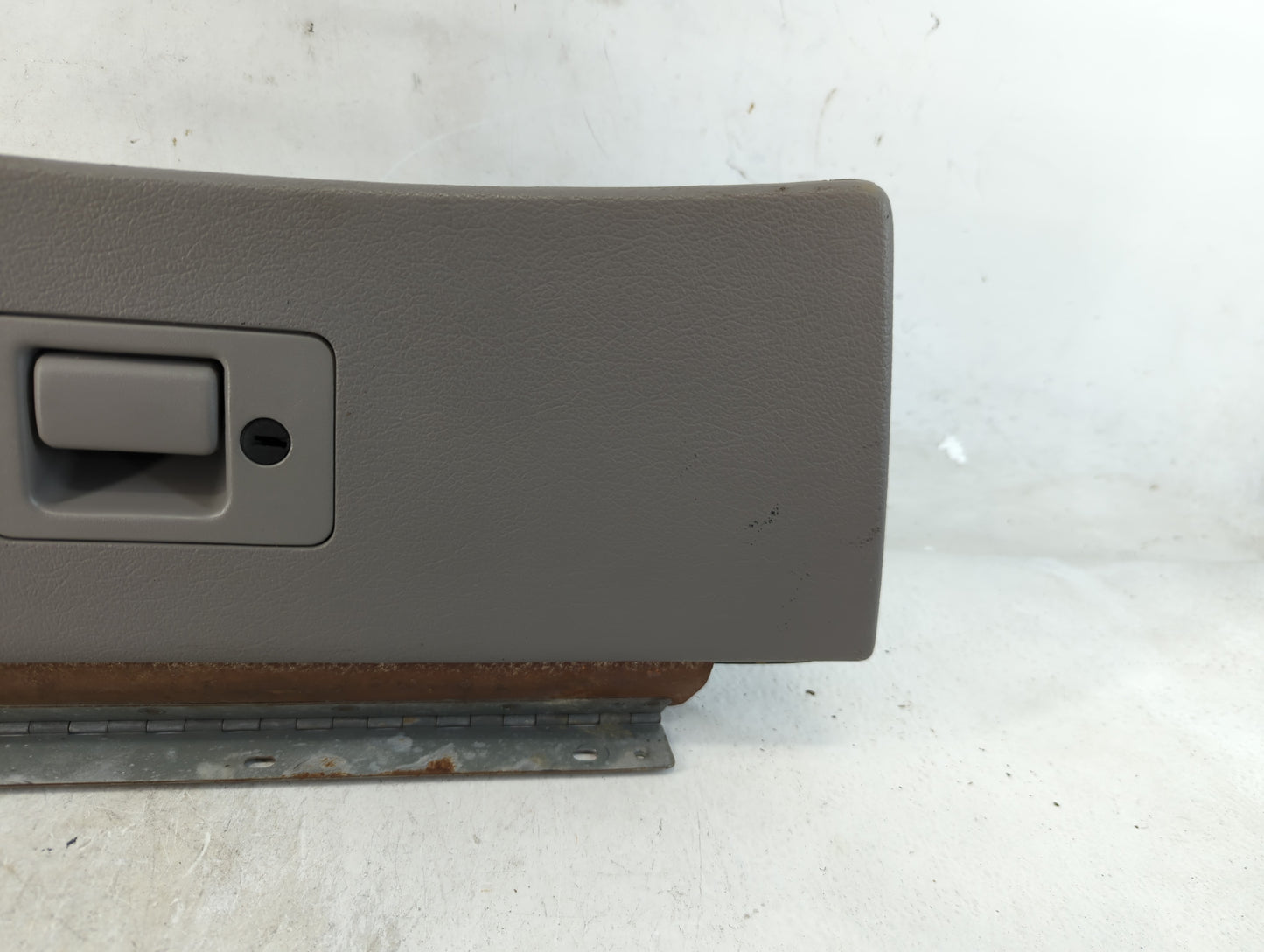 2000 Ford Mustang Passenger Glove Box Door Storage Compartment - Oemusedautoparts1.com