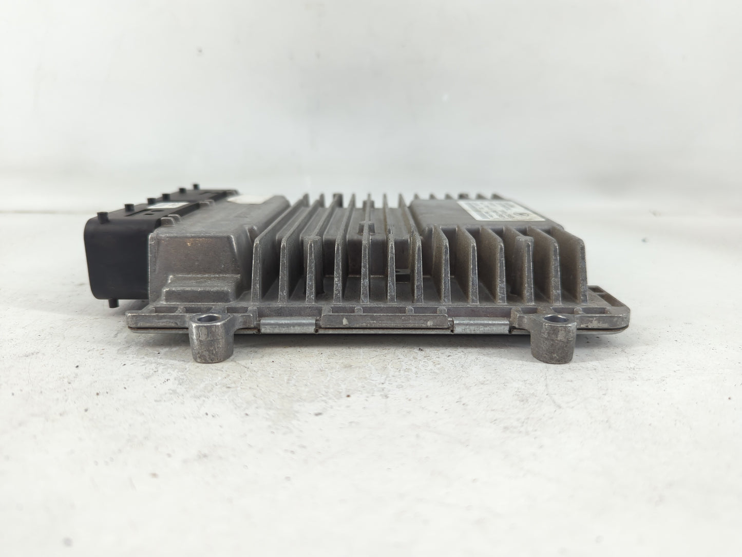 2013 Hyundai Santa Fe PCM Engine Control Computer ECU ECM PCU OEM P/N:39100-2GAE0 39130-2GAE0 Fits OEM Used Auto Parts - Oemusedautoparts1.com