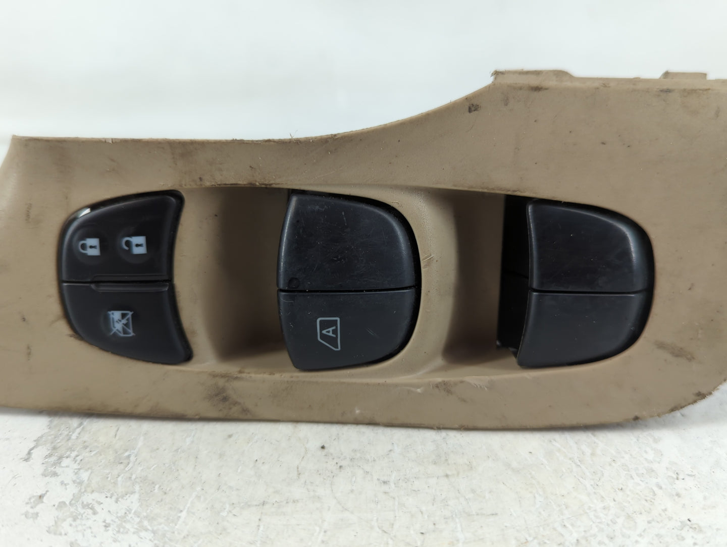 2013-2018 Nissan Altima Master Power Window Switch Replacement Driver Side Left P/N:2575 25401 3TA5A5A Fits OEM Used Auto Parts - Oemusedautoparts1.com