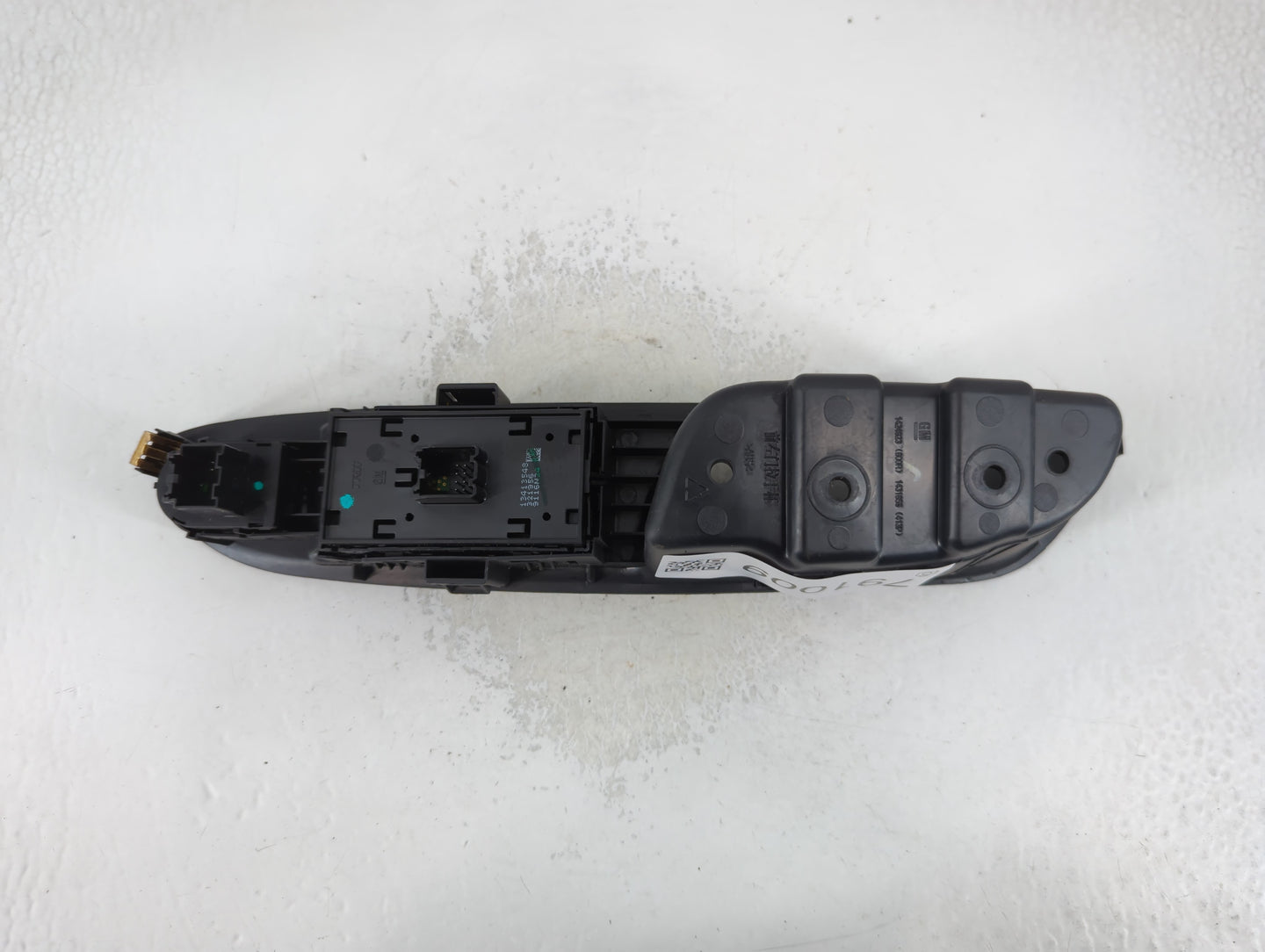 2016-2020 Buick Envision Master Power Window Switch Replacement Driver Side Left P/N:23235402 Fits Fits 2016 2017 2018 2019 2020 OEM Used Auto Parts - Oemusedautoparts1.com