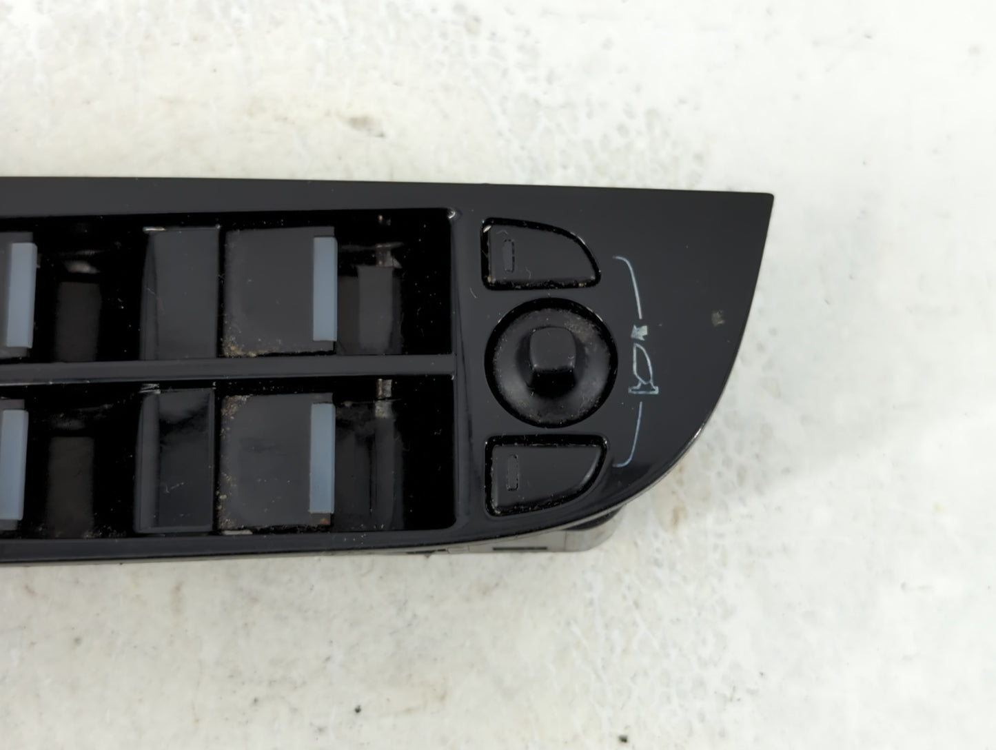2018-2019 Jaguar Xj Master Power Window Switch Replacement Driver Side Left P/N:AW93-14540-AC Fits Fits 2017 2018 2019 2020 OEM Used Auto Parts - Oemusedautoparts1.com