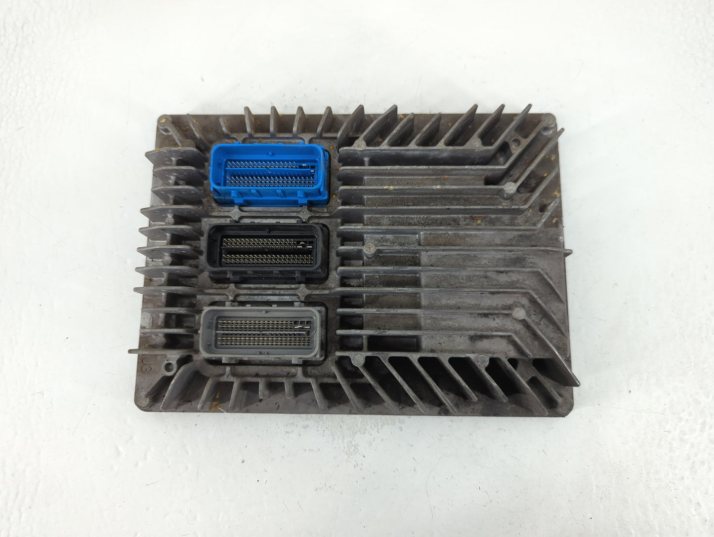 2013-2015 Cadillac Ats PCM Engine Control Computer ECU ECM PCU OEM P/N:12653998 Fits Fits 2013 2014 2015 2016 OEM Used Auto Parts - Oemusedautoparts1.com